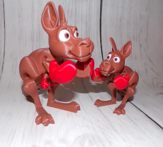 Kangaroo with Joey 3D Printed Articulated Figurine - Wonderland 3D Printing 