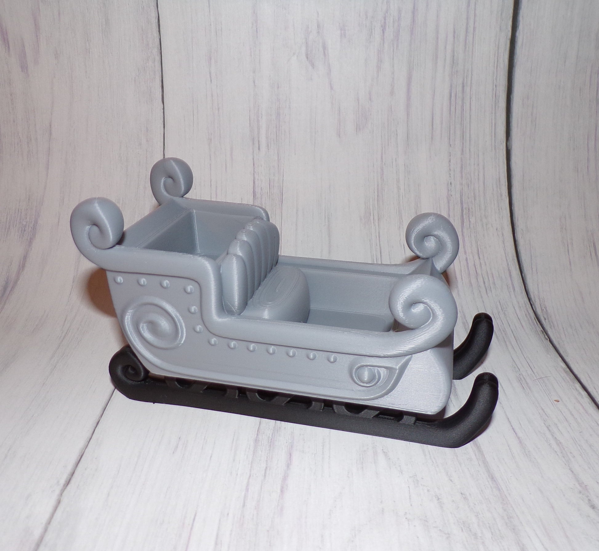 Sleigh 3d printed Figurine-Perfect for Santa - Wonderland 3D Printing 