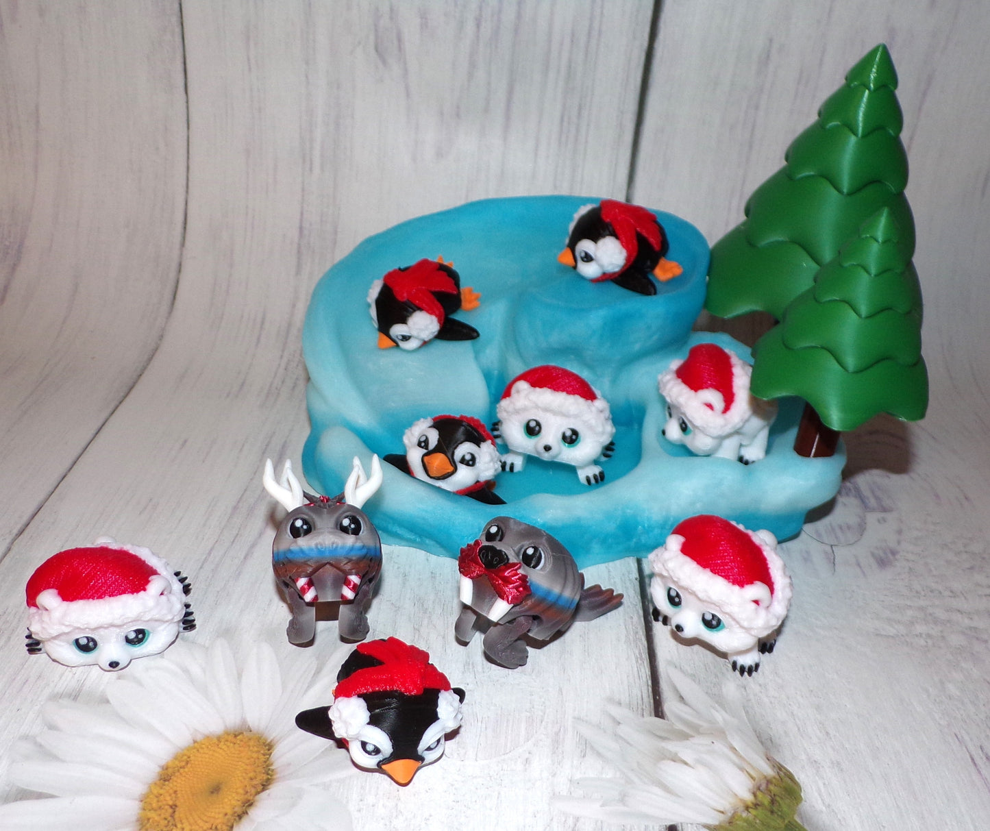 Christmas Pufflings, Articulated 3d Printed Figurines, comes with 2 free random pufflings with any Artic Slide Purchase - Wonderland 3D Printing 