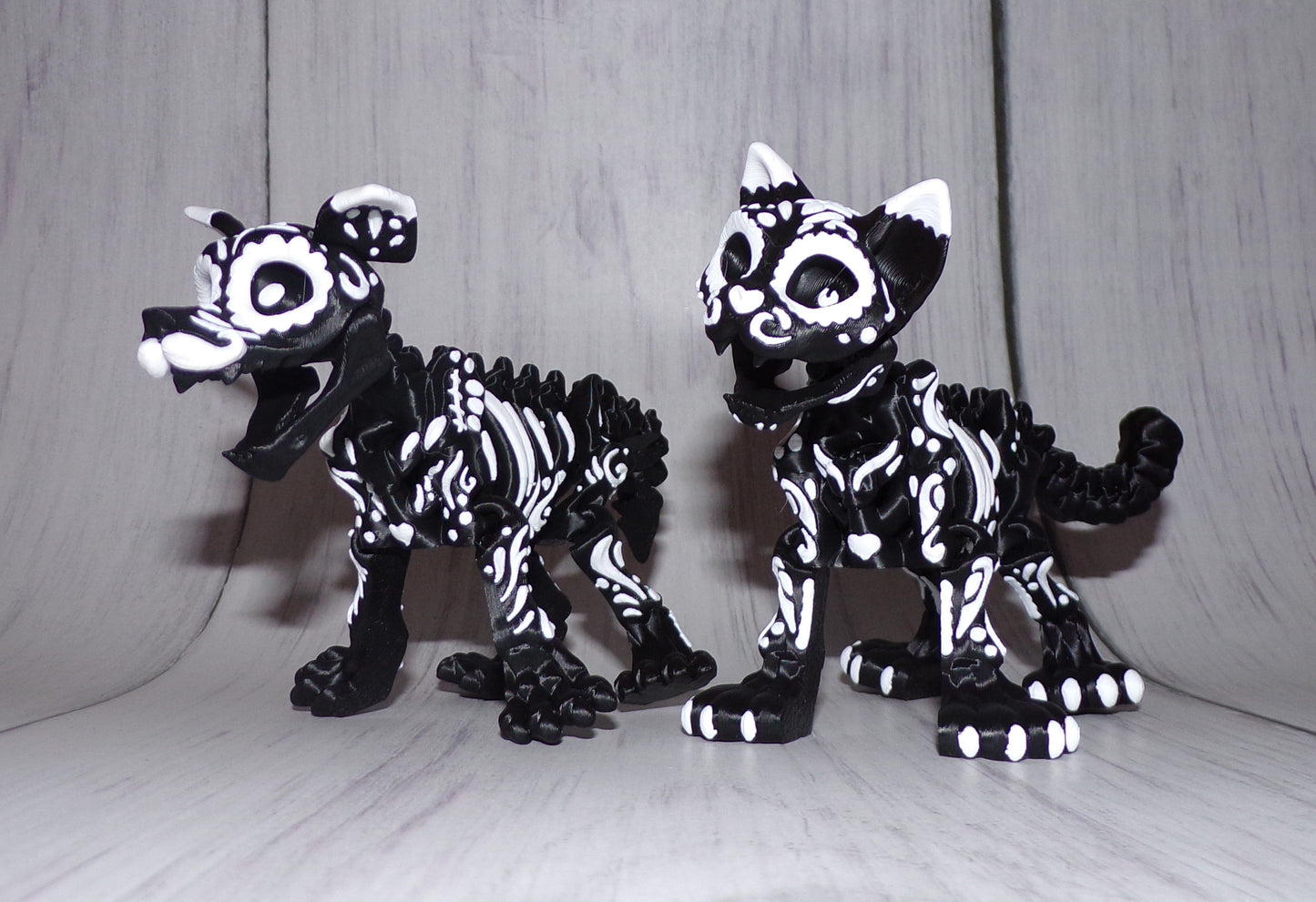 Skeleton Dog or Cat Articulated 3d Printed Figurine - Wonderland 3D Printing 