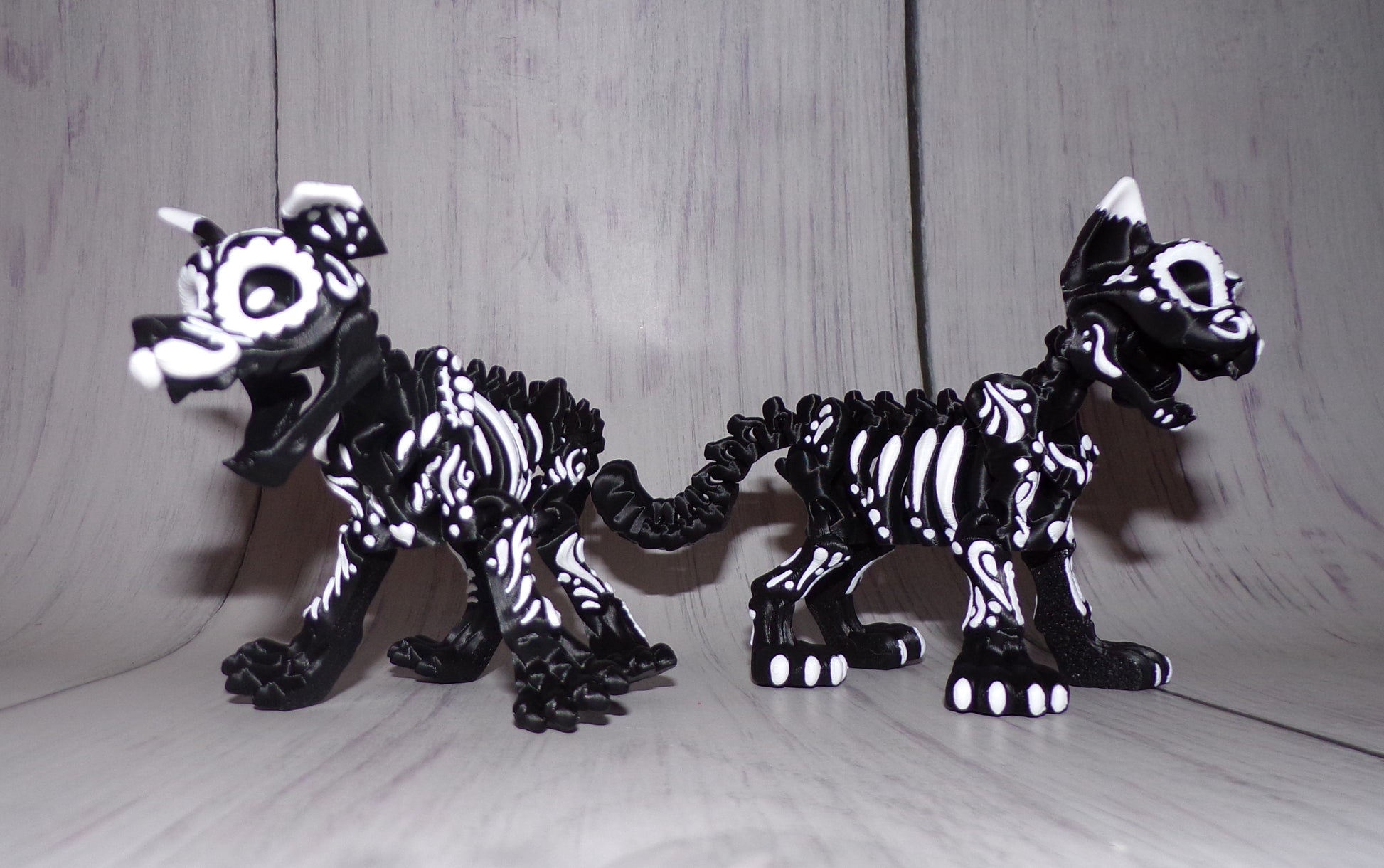 Skeleton Dog or Cat Articulated 3d Printed Figurine - Wonderland 3D Printing 