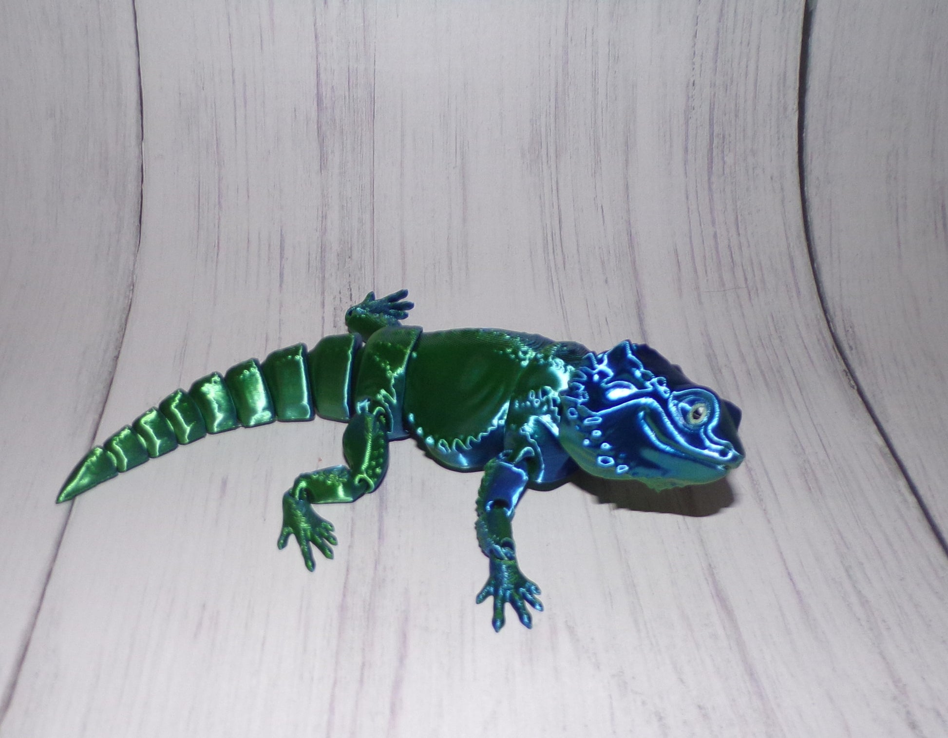 Leo Gecko, Articulated Gecko - Wonderland 3D Printing 