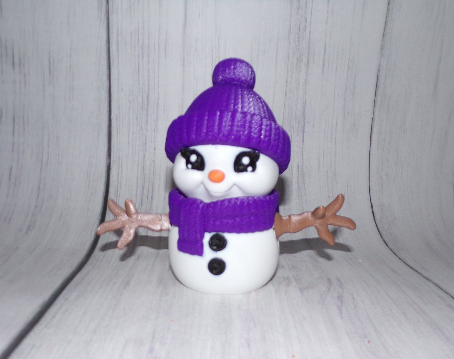 Snowman with interchange hats (comes with a Santa hat and a Knitted hat) - Wonderland 3D Printing 