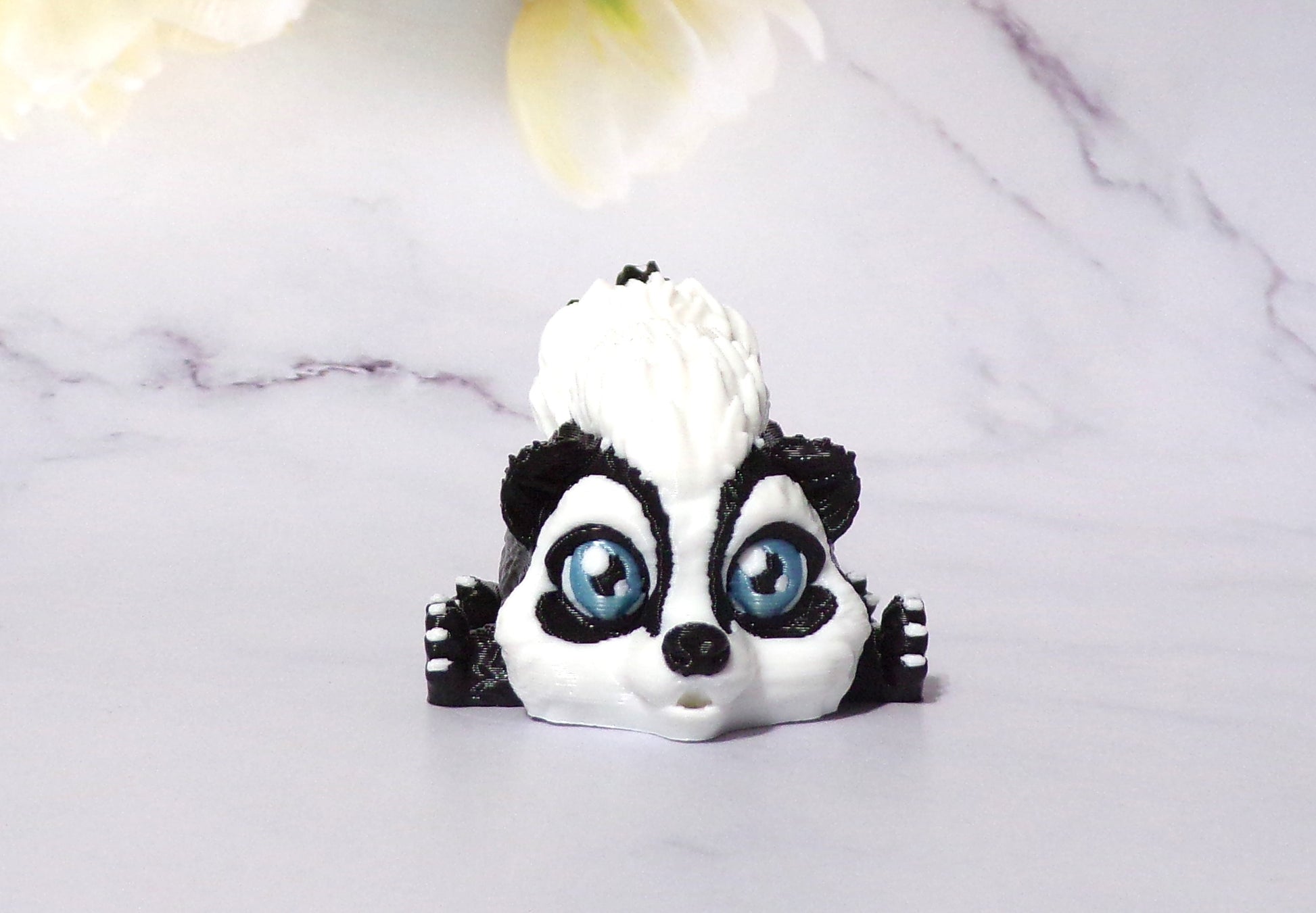 Raccoon, Chinchilla, Hedgehog, Squirrel, Fox, Skunk or Skunkerbell Puff Articulated 3d Printed Figurine - Wonderland 3D Printing 