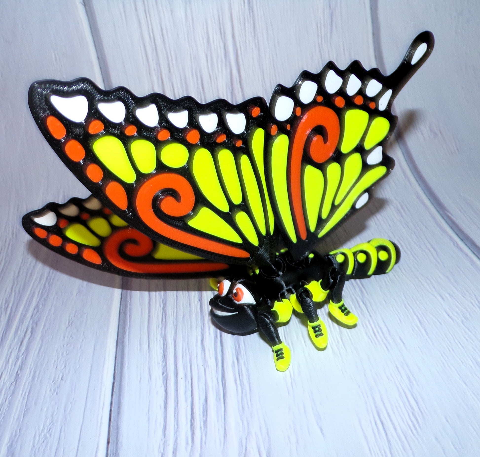 Butterfly:3D Printed, Fully Articulated Butterfly - Wonderland 3D Printing 