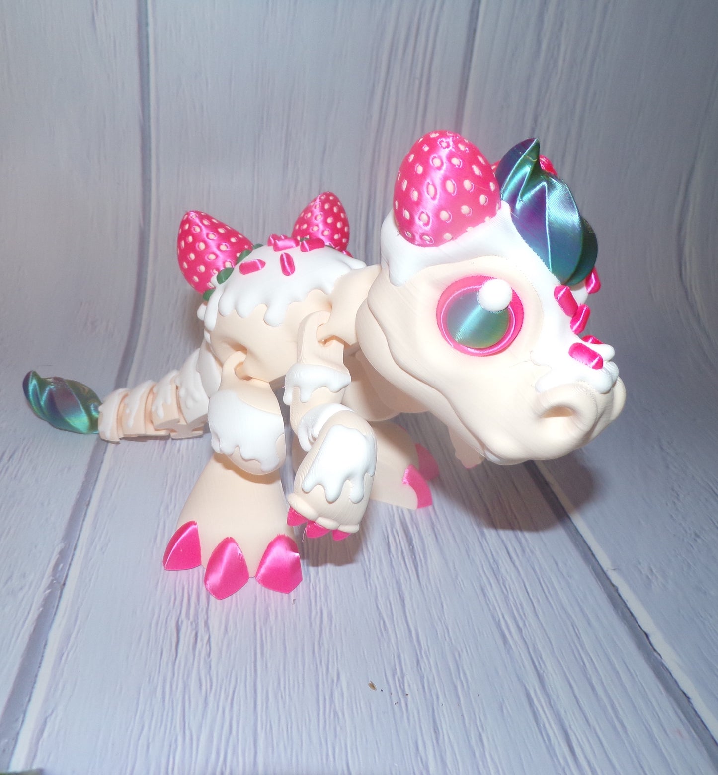 Cupcake Dragon:3D Printed Fully Articulated Cupcake Dragon - Wonderland 3D Printing 