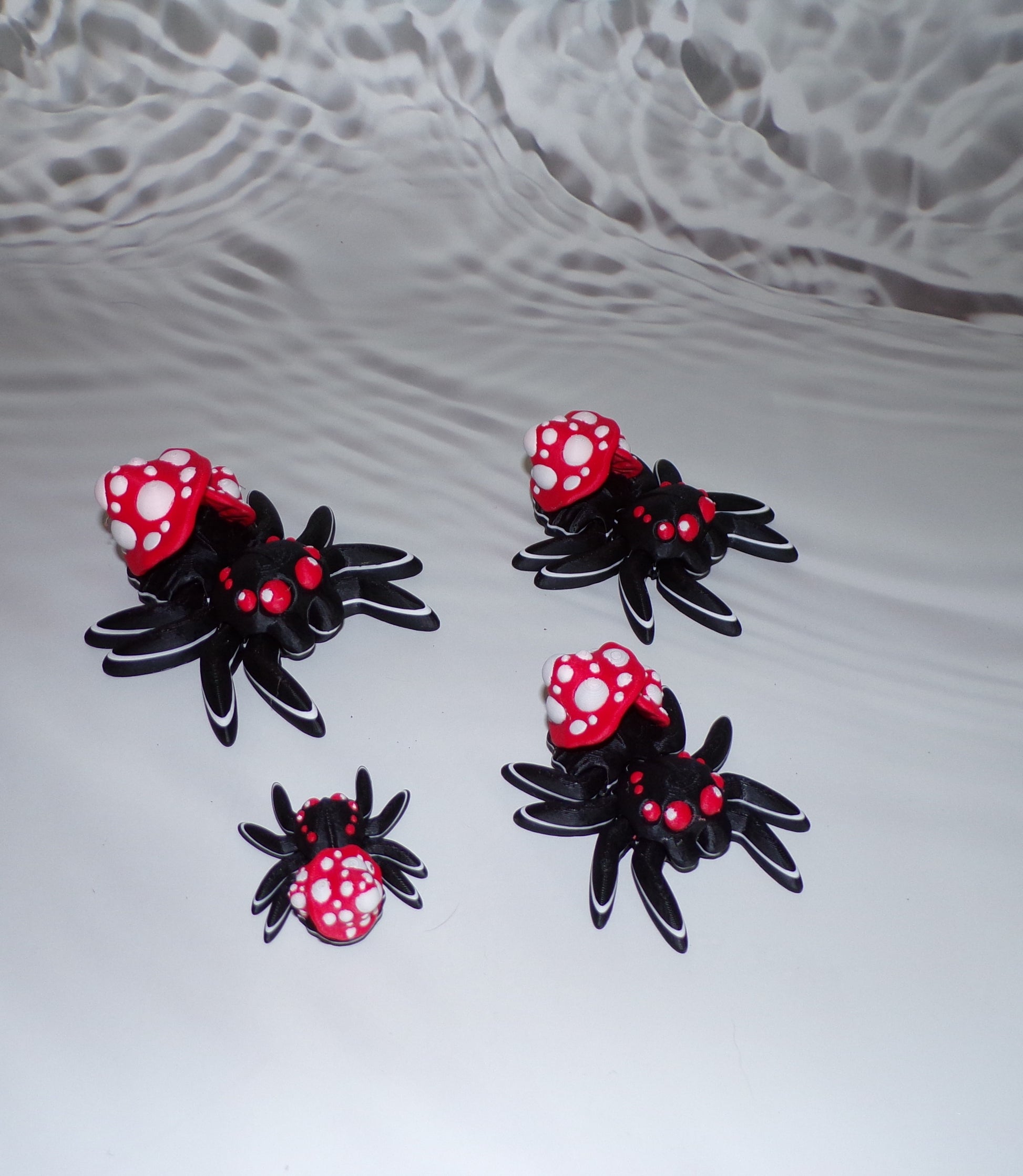 Tiny Mushroom Spider-3D printed - Wonderland 3D Printing 