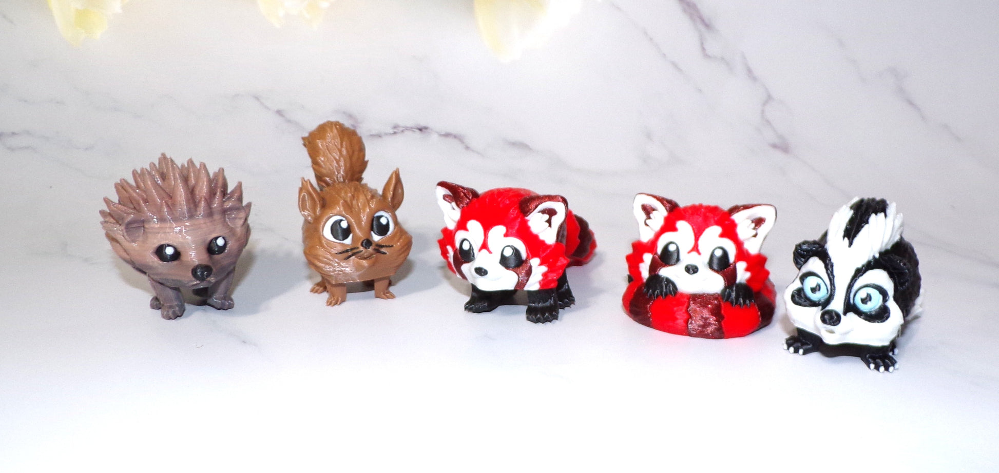 Raccoon, Chinchilla, Hedgehog, Squirrel, Fox, Skunk or Skunkerbell Puff Articulated 3d Printed Figurine - Wonderland 3D Printing 