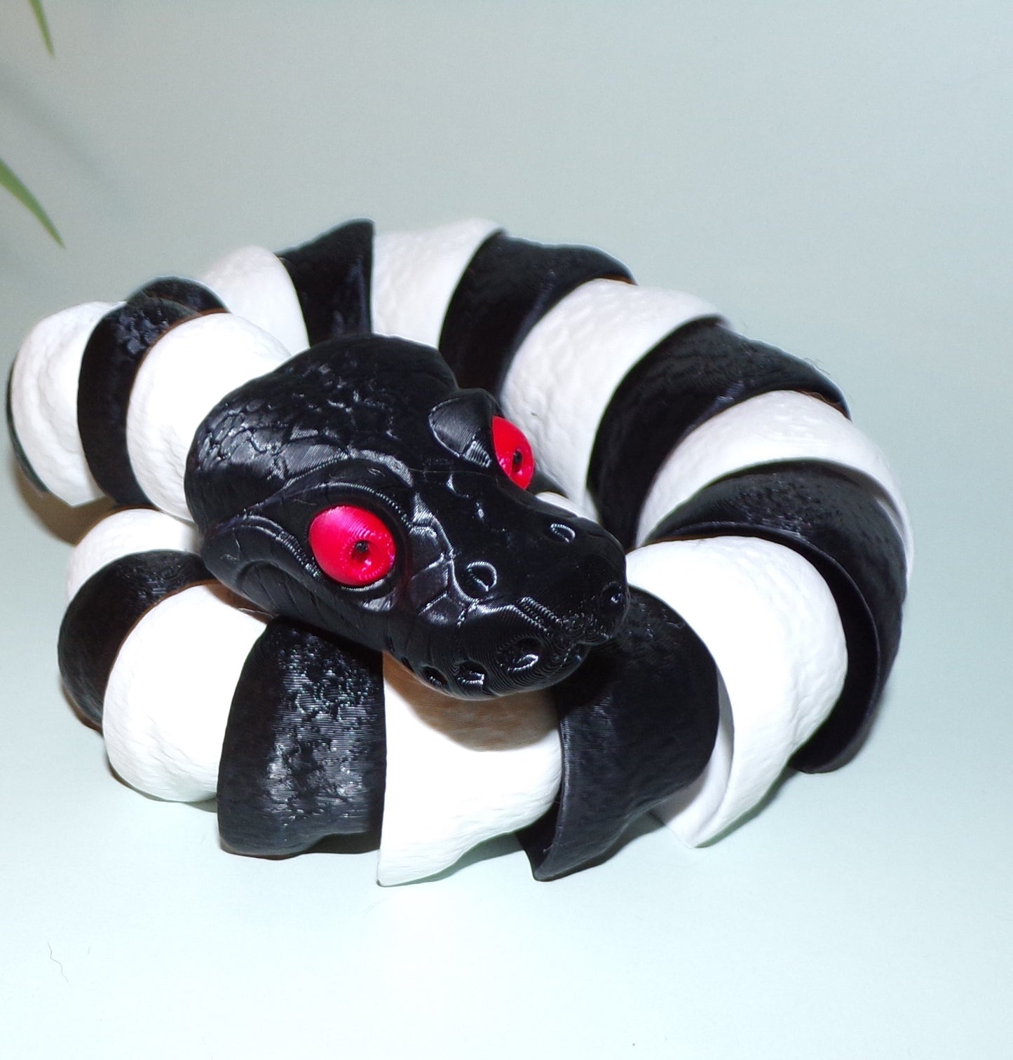 Choose Any Color Combo, Crazy Snake, Articulated Snake, Fidget Snake, 3D Printed Snake - Wonderland 3D Printing 