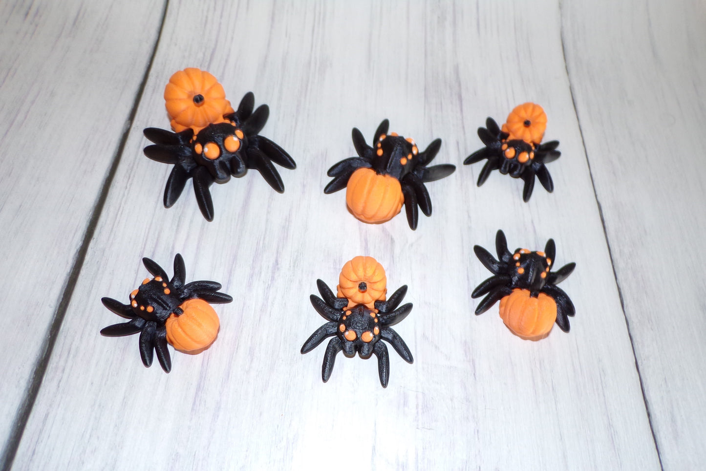 Pumpkin or Jack O Lantern Spider set of 2 - Wonderland 3D Printing 