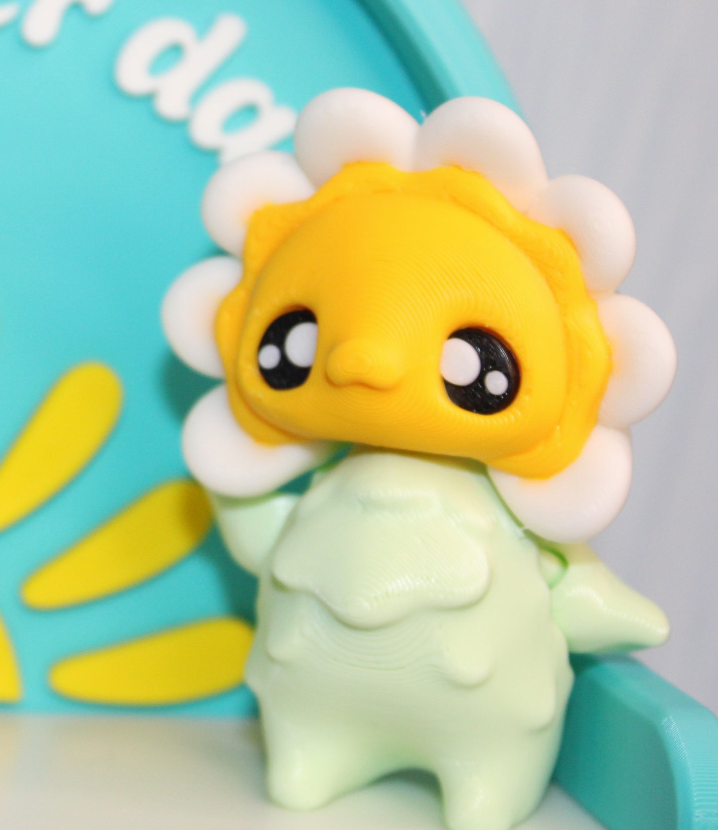 3D Printed Daisy Pixies with Display Shelf Options, Cute Kawaii Shelf Decor, Mini Pixie Figurines, Desk Decor, Gift Idea, Choose Individual or Full Set - Wonderland 3D Printing 