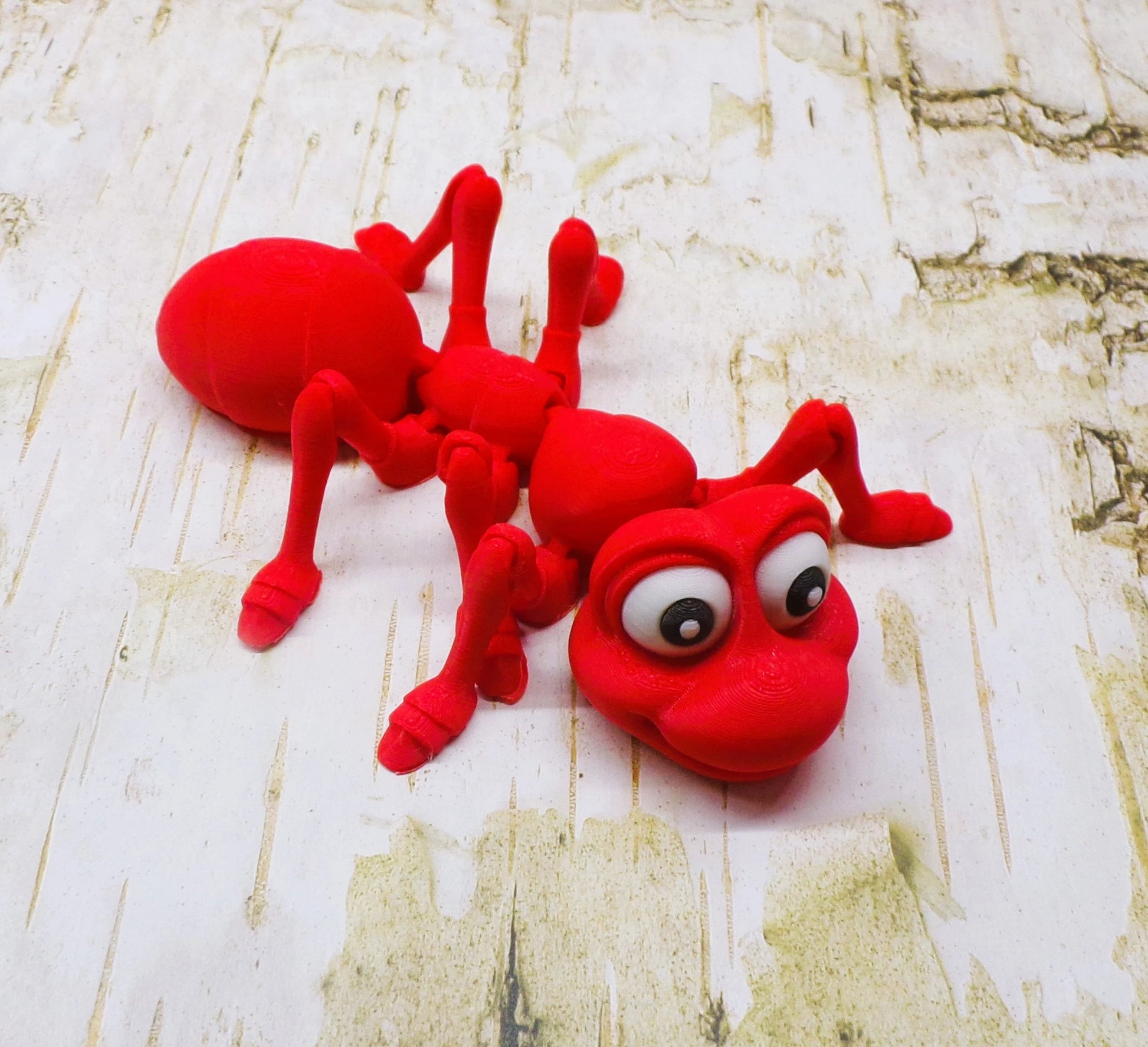 Ant 3d printed articulated figurine - Wonderland 3D Printing 