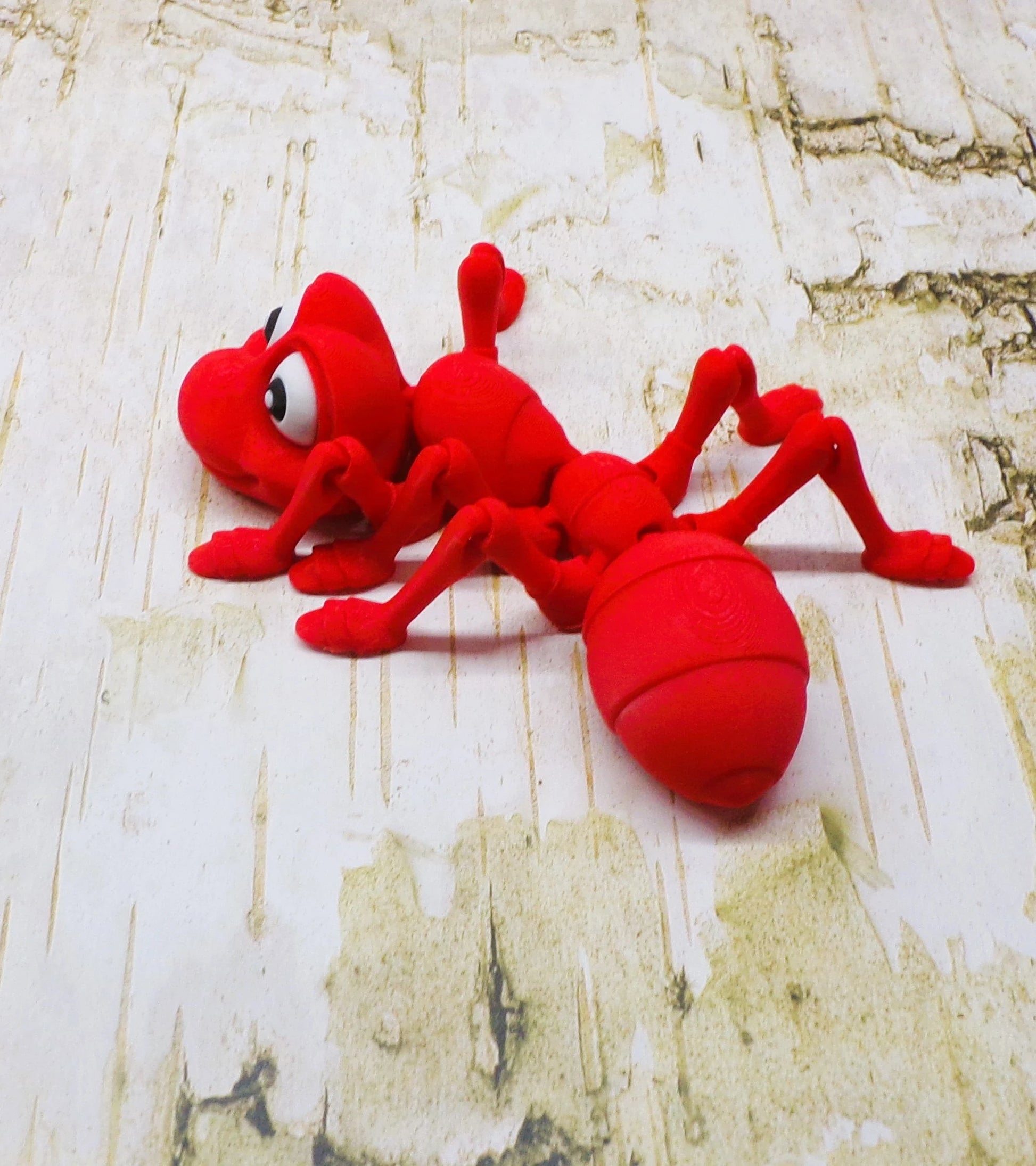 Ant 3d printed articulated figurine - Wonderland 3D Printing 