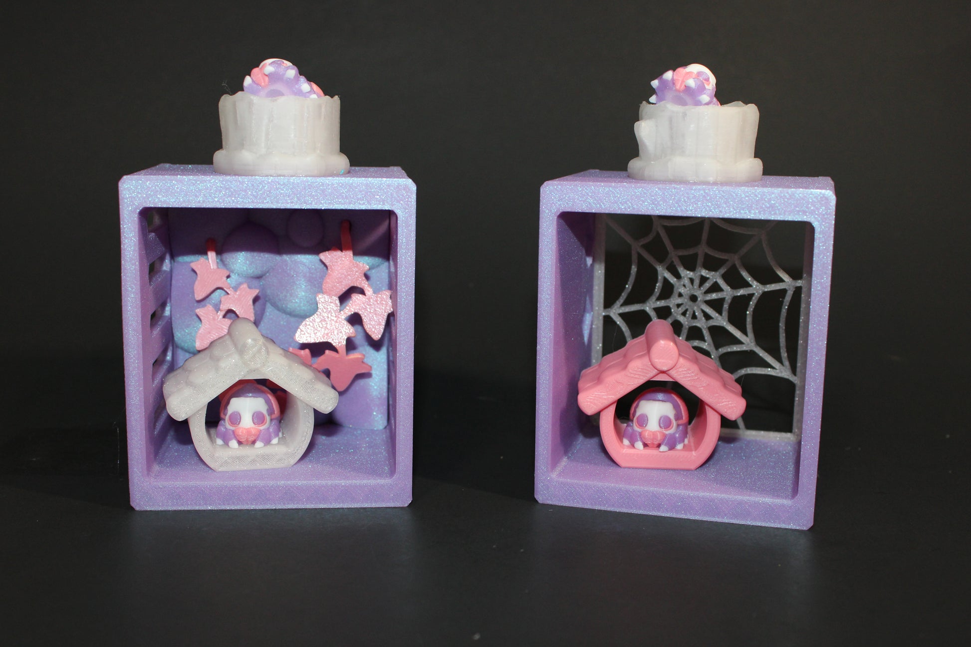 3D Printed Mini Jumping Spider Enclosure: Includes 2 mini spiders and 2 different style Enclosures - Wonderland 3D Printing 