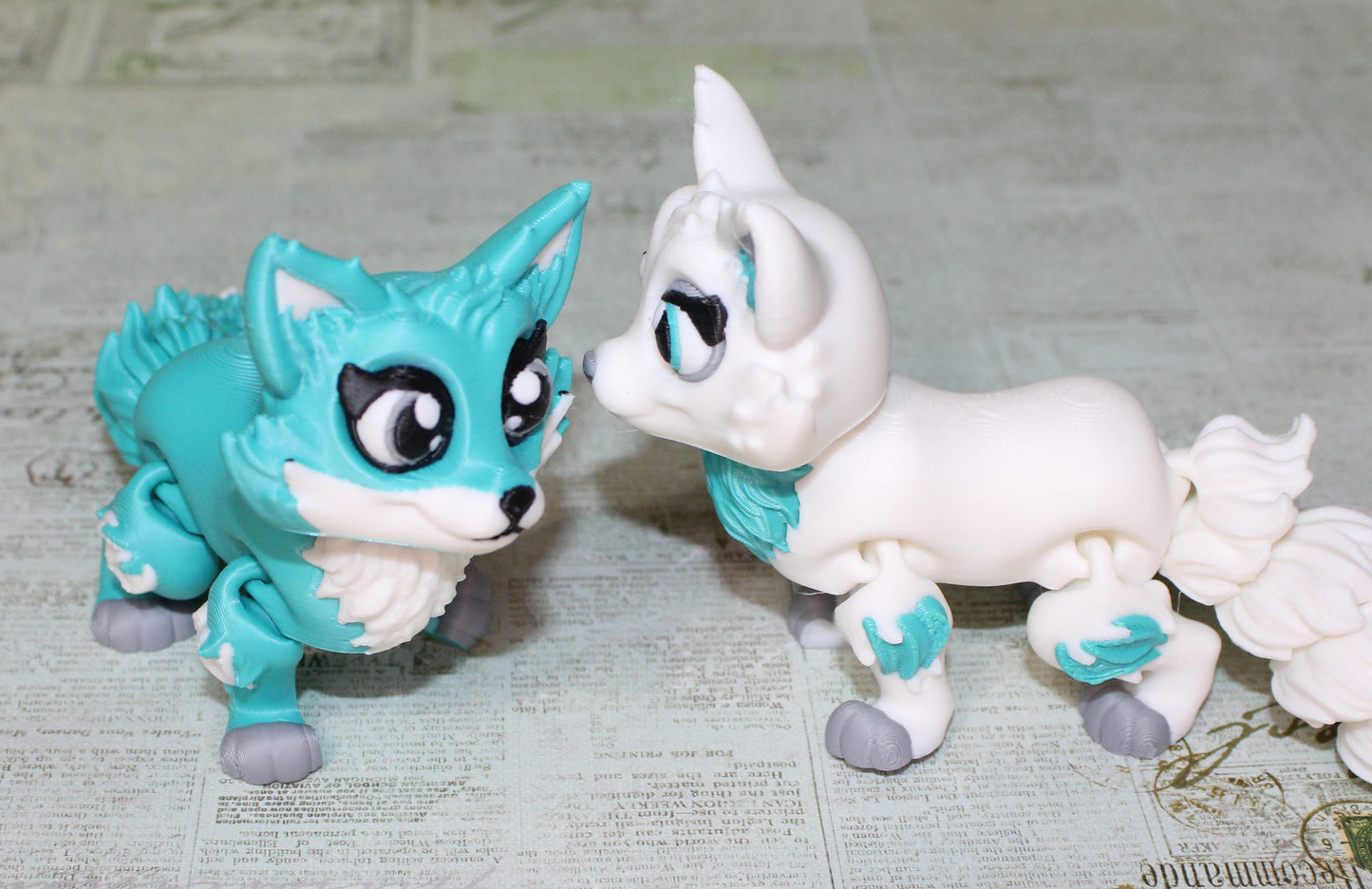 Artic Fox 3D Printed Articulated Flexi Fidget Figurine - Wonderland 3D Printing 