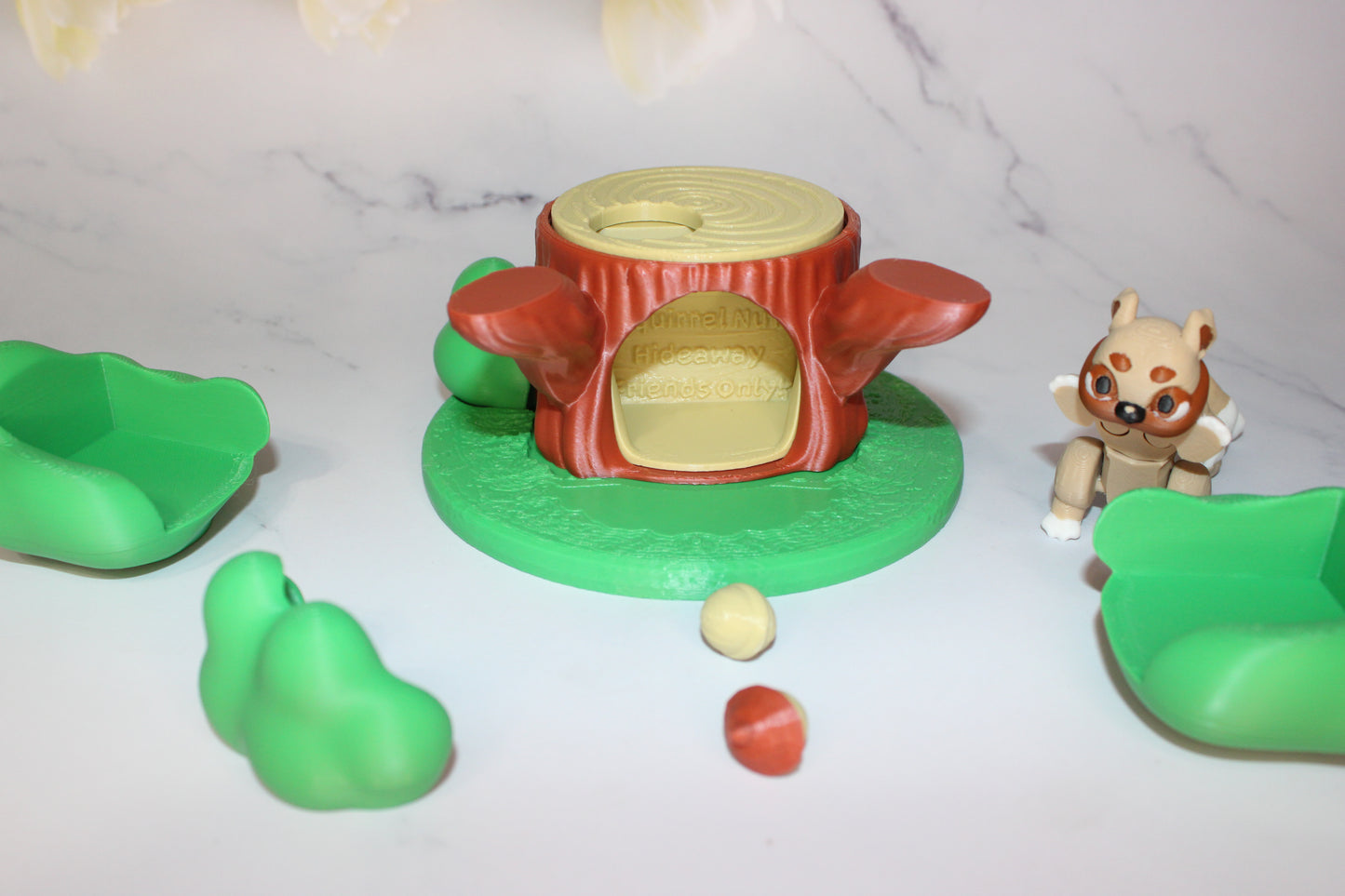 Squirrel 4.25 inches with Tree Habitat Options 3D Printed Articulated Flexi Figurine - Wonderland 3D Printing 
