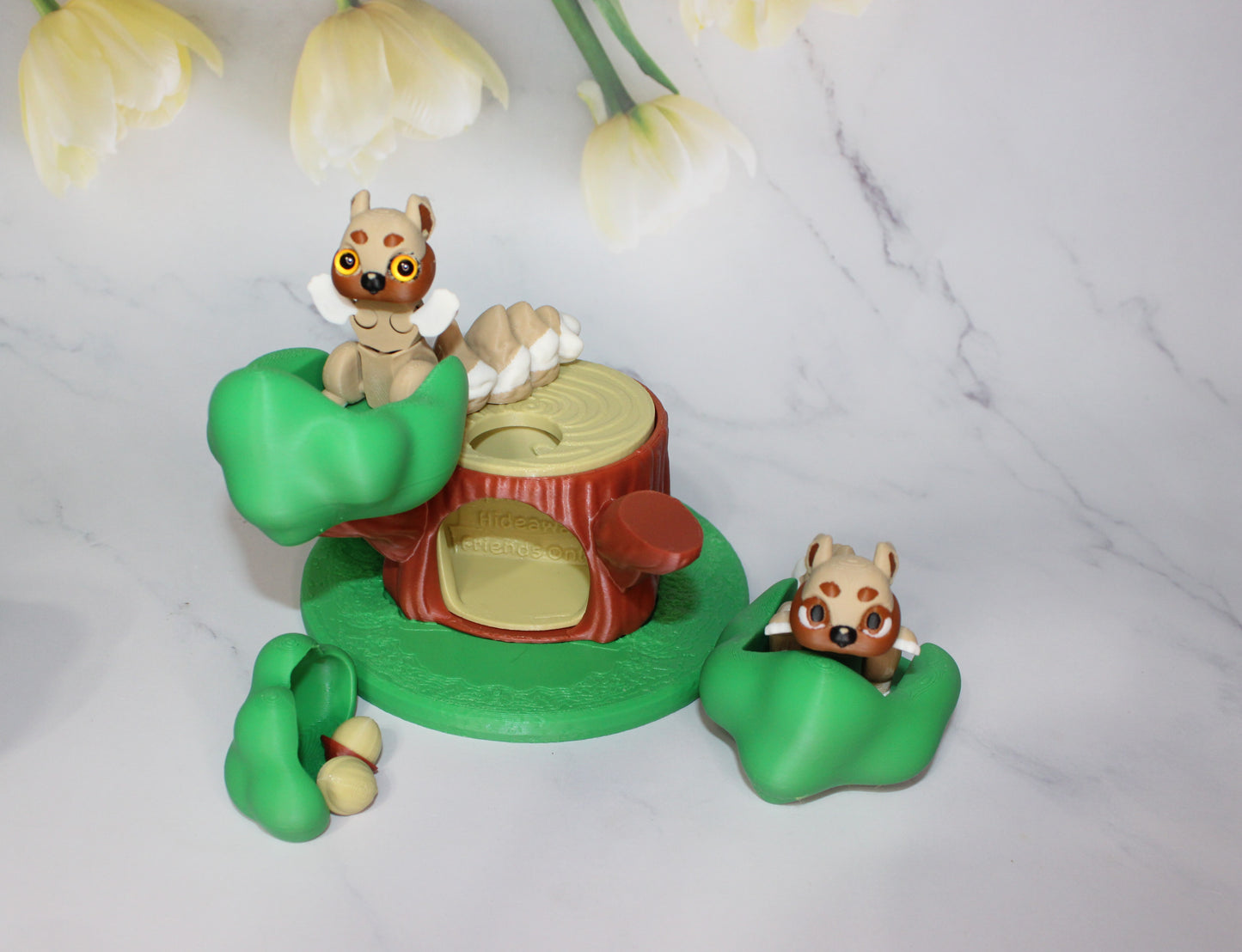Squirrel 4.25 inches with Tree Habitat Options 3D Printed Articulated Flexi Figurine - Wonderland 3D Printing 