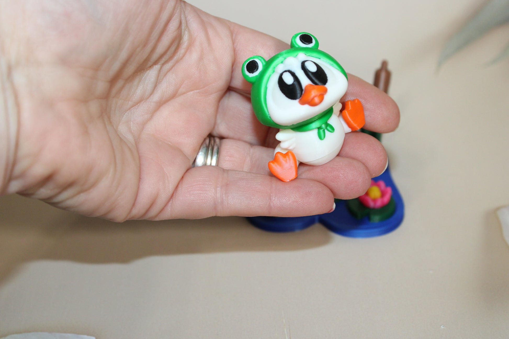 3d printed Duck with Pond Diorama - Wonderland 3D Printing 