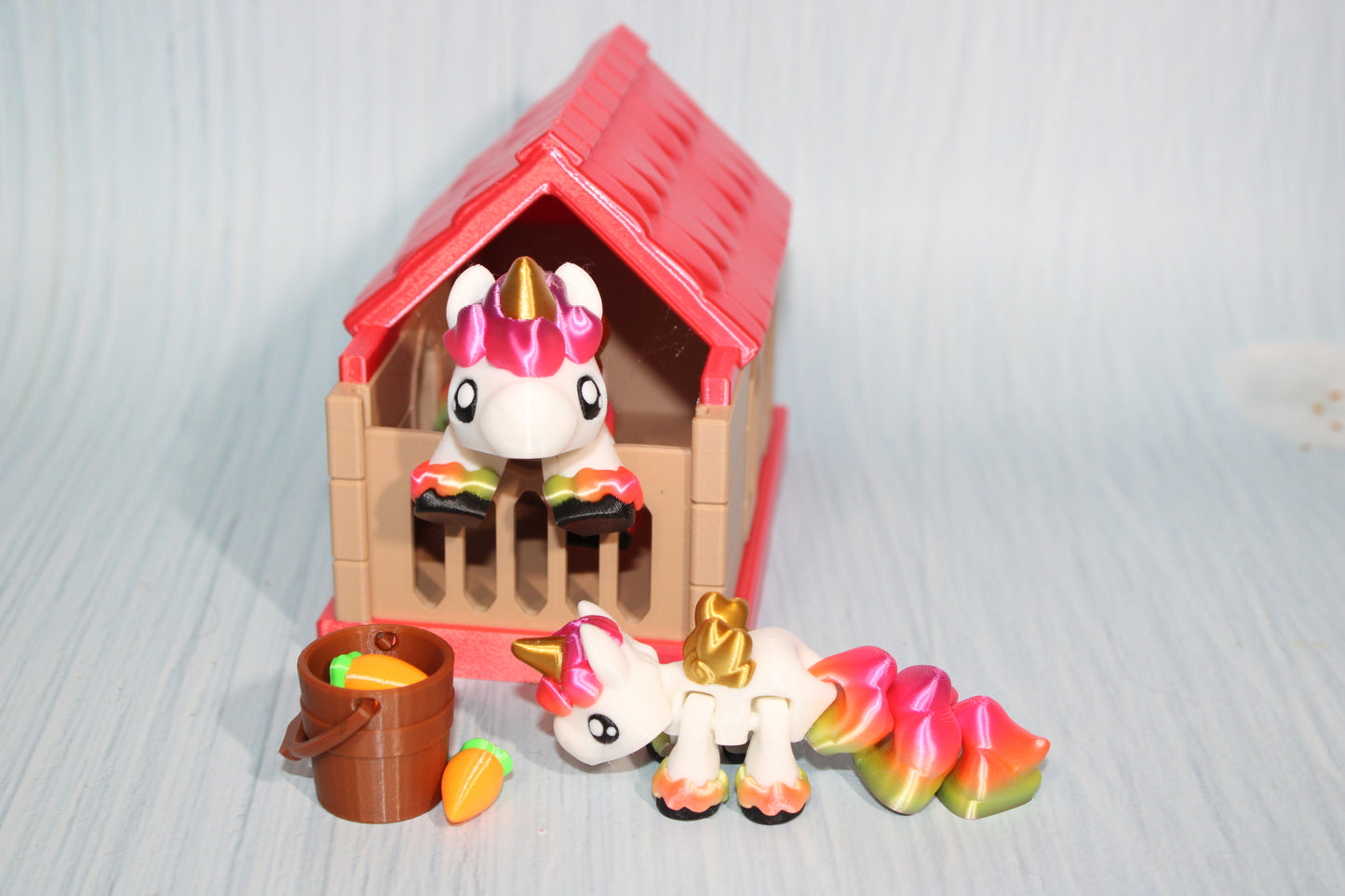 Unicorn Pony with Stable - 3D Printed - Wonderland 3D Printing 