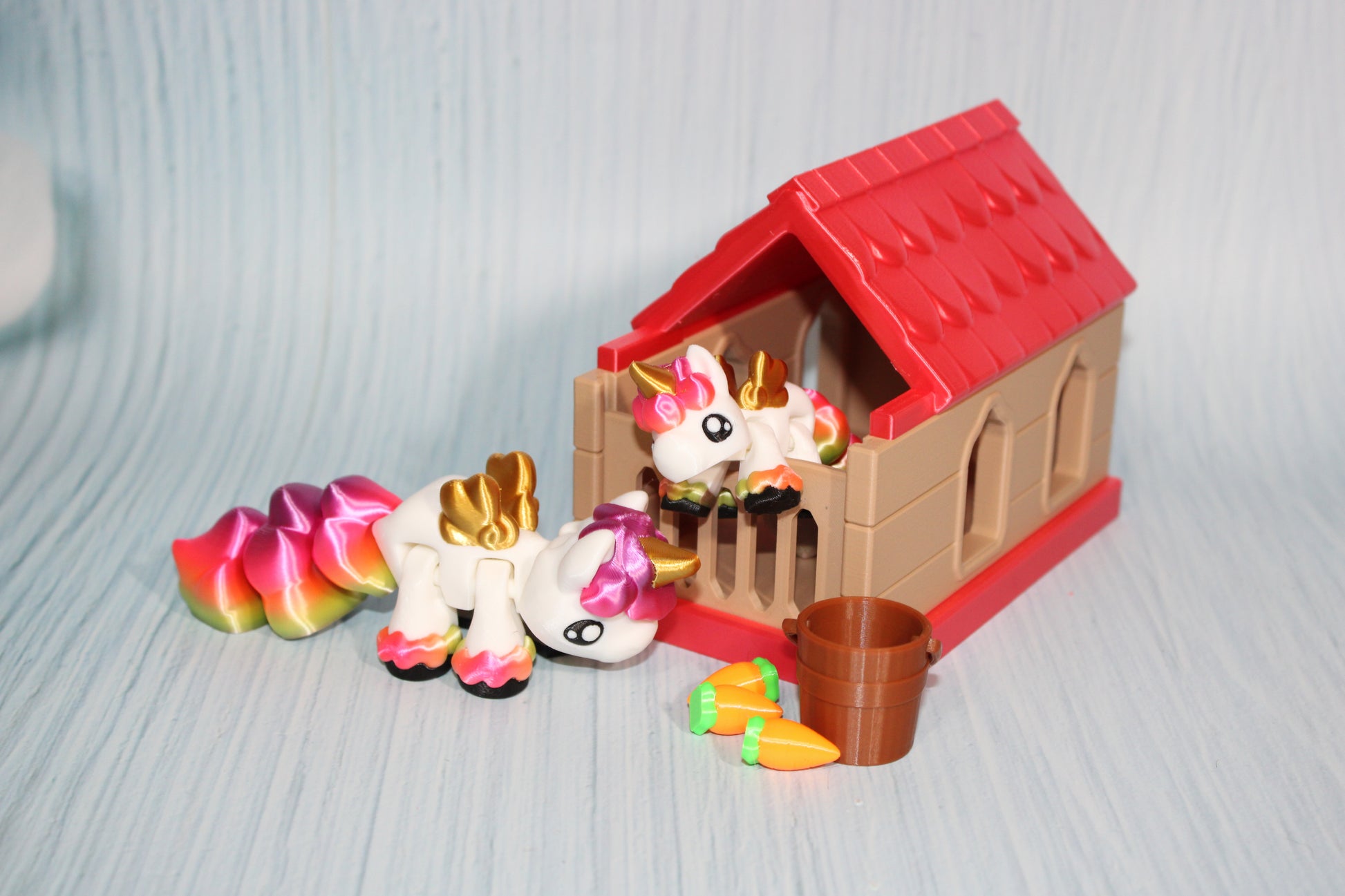 Unicorn Pony with Stable - 3D Printed - Wonderland 3D Printing 