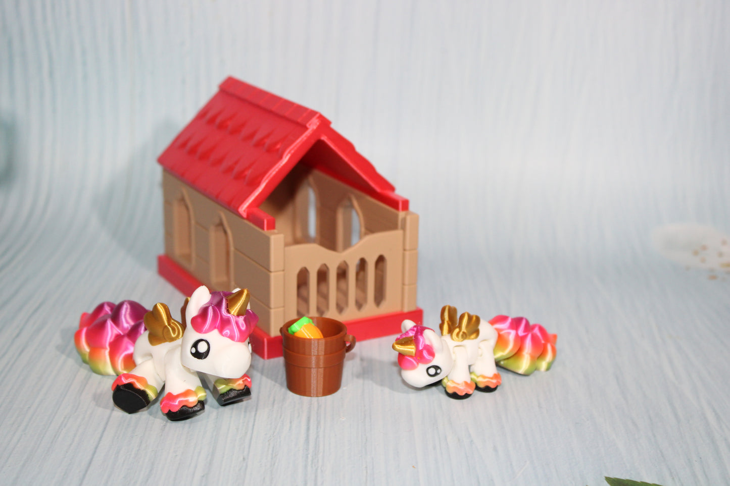 Unicorn Pony with Stable - 3D Printed - Wonderland 3D Printing 