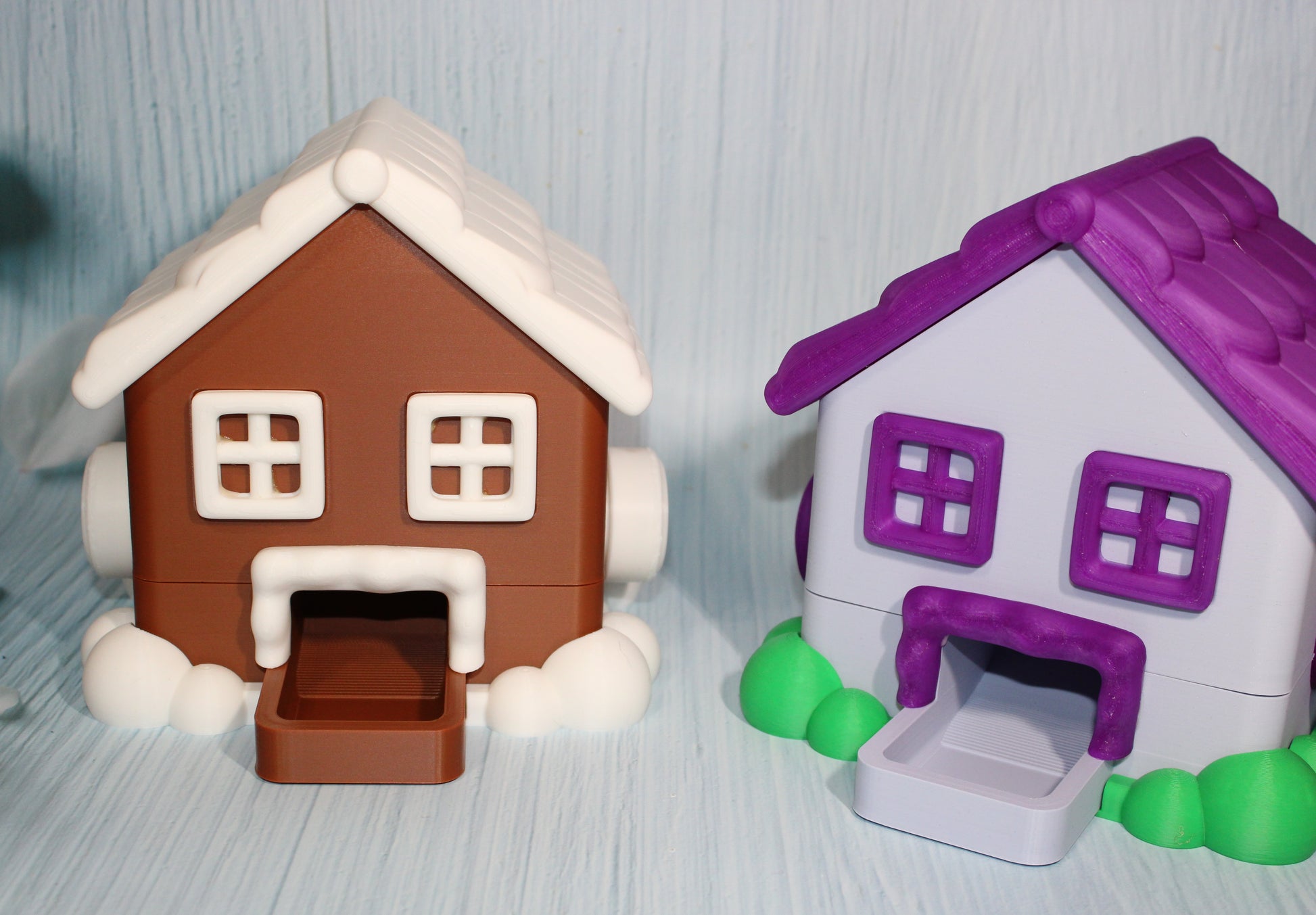 Tiny Vending Machine 3d printed with Minis - Wonderland 3D Printing 