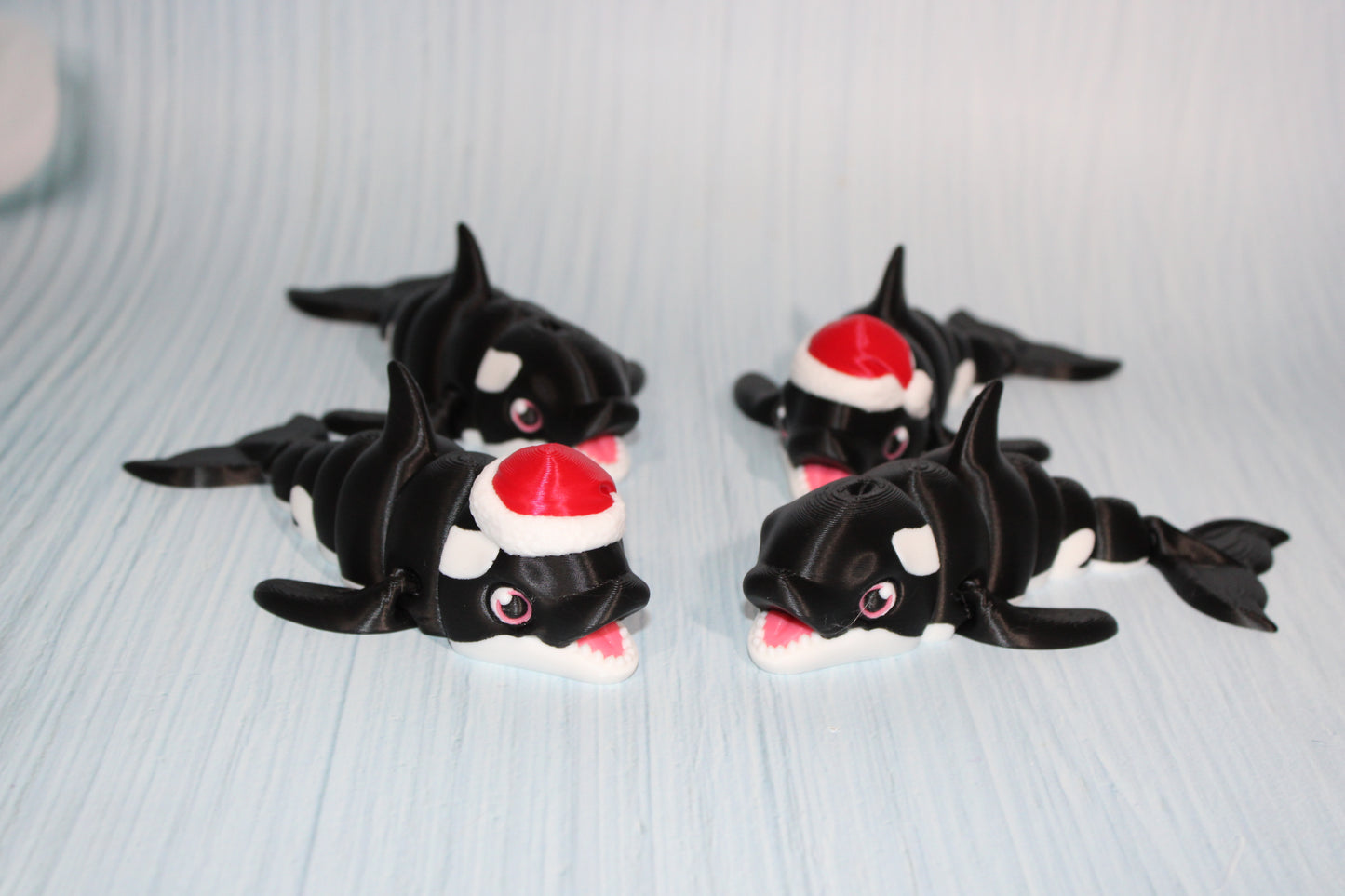 Killer whale or Narwhal Christmas Edition 3D Printed Articulated Flexi Fidget Figurine - Wonderland 3D Printing 