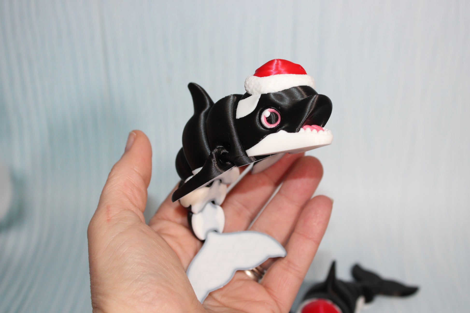 Killer whale or Narwhal Christmas Edition 3D Printed Articulated Flexi Fidget Figurine - Wonderland 3D Printing 