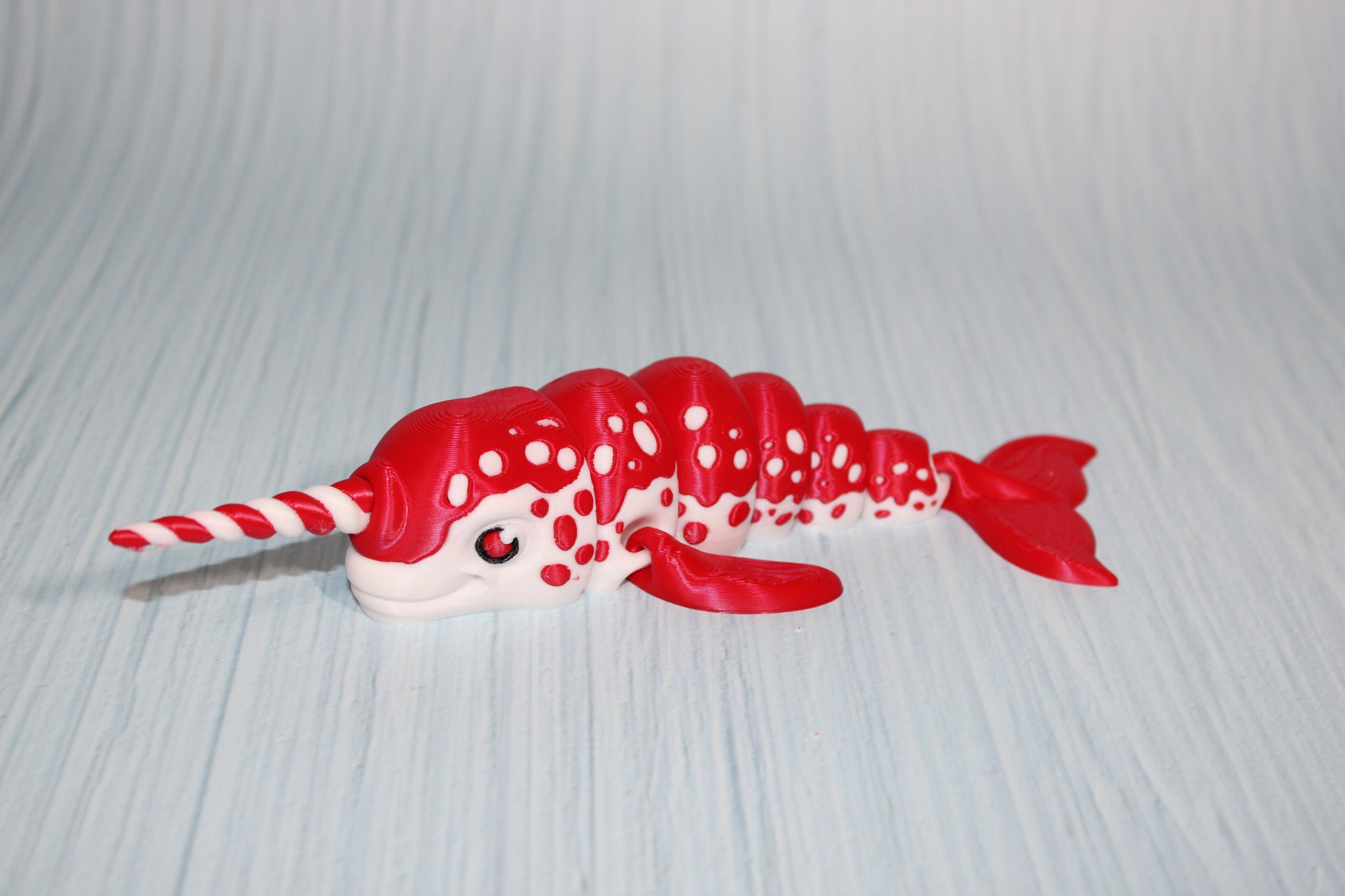 Killer whale or Narwhal Christmas Edition 3D Printed Articulated Flexi Fidget Figurine - Wonderland 3D Printing 