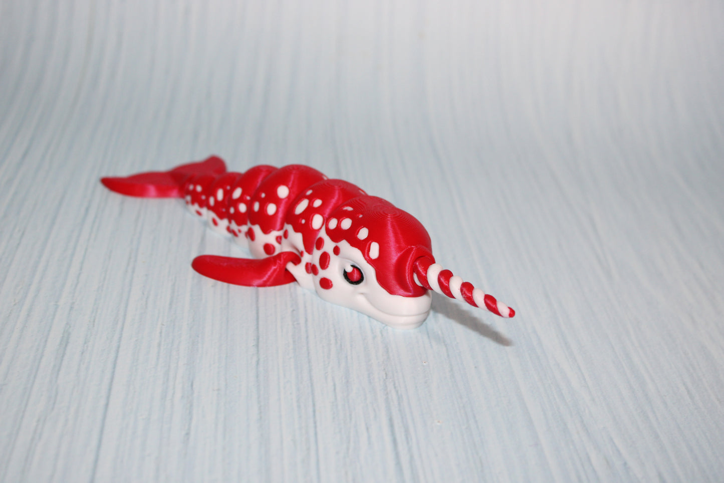 Killer whale or Narwhal Christmas Edition 3D Printed Articulated Flexi Fidget Figurine - Wonderland 3D Printing 