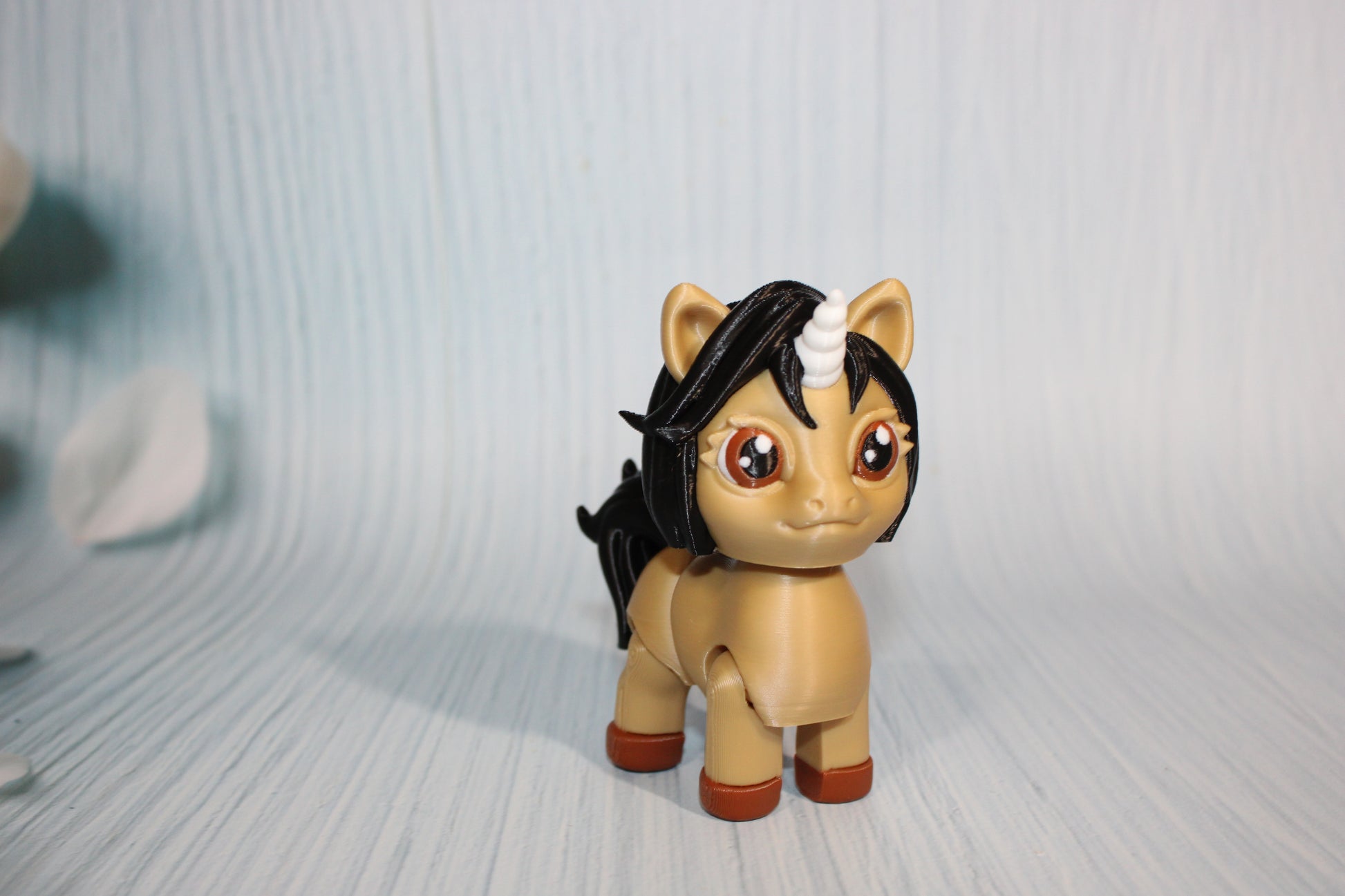 Articulated Unicorn or Stitches Unicorn Fidget Toy: 3D Printed Fantasy Decor-4" Tall - Wonderland 3D Printing 