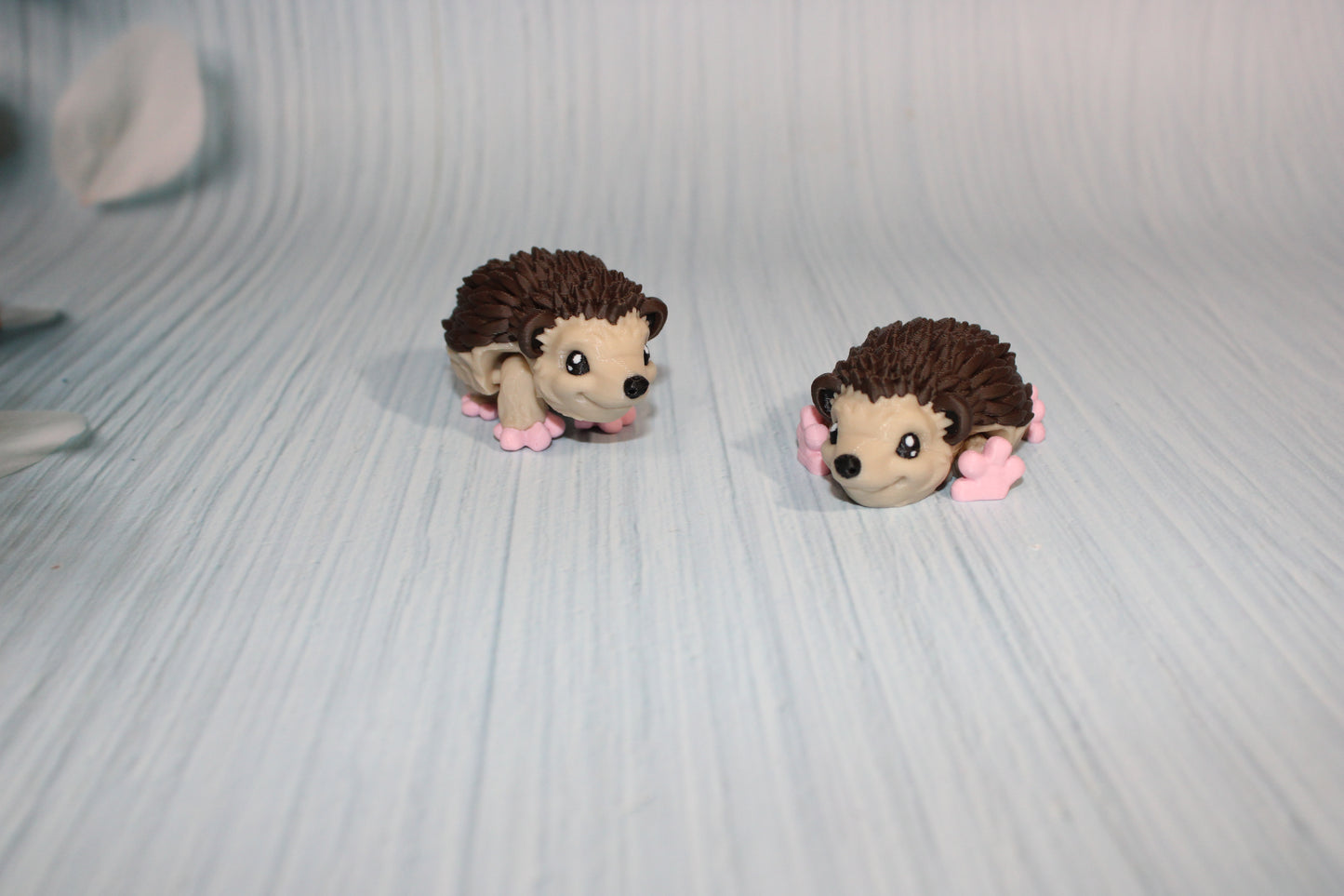 3D Printed Articulated Mini Hedgehog: Eco-Friendly PLA-2.75" long - Wonderland 3D Printing 