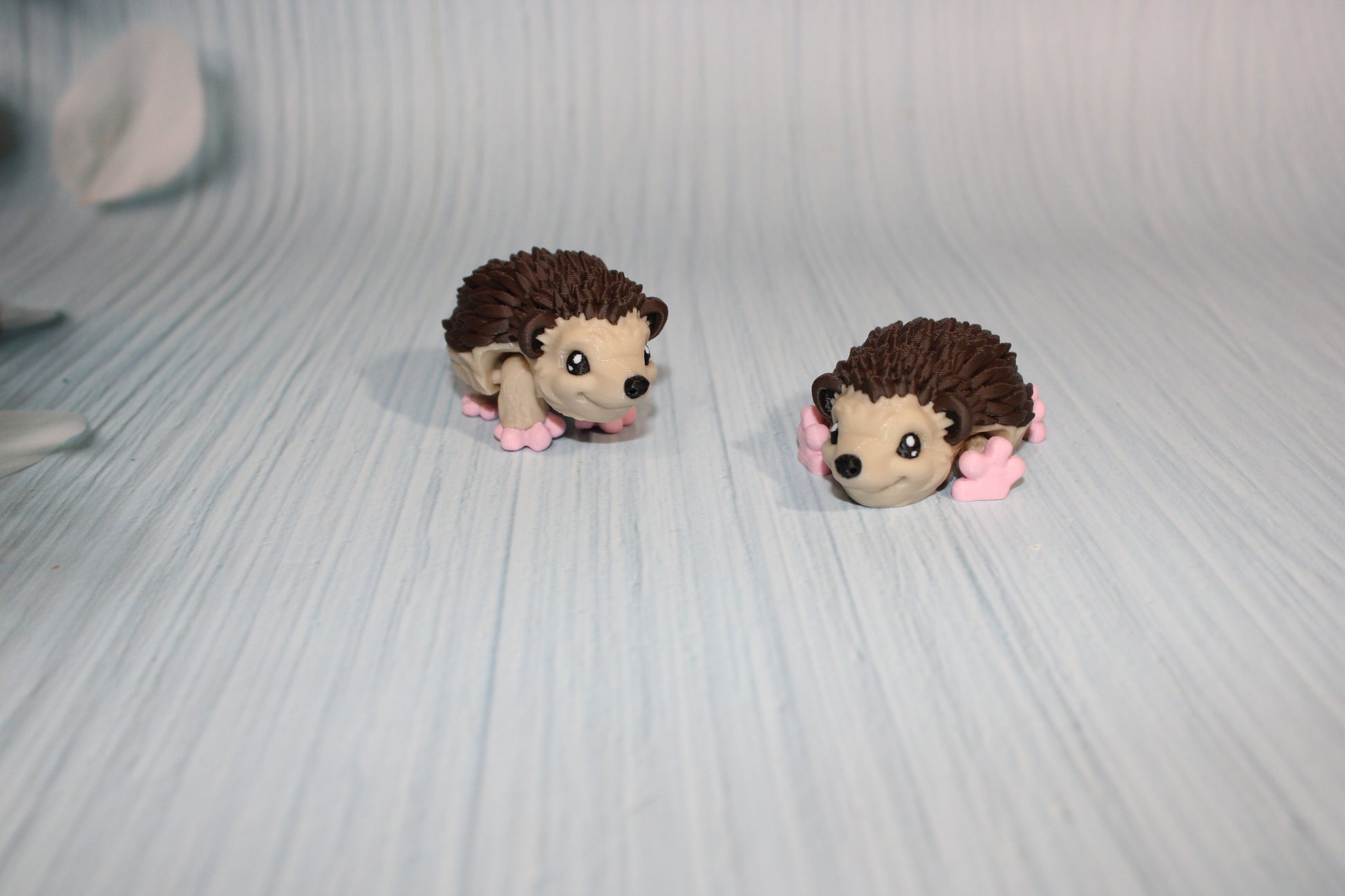 3D Printed Articulated Mini Hedgehog: Eco-Friendly PLA-2.75" long - Wonderland 3D Printing 