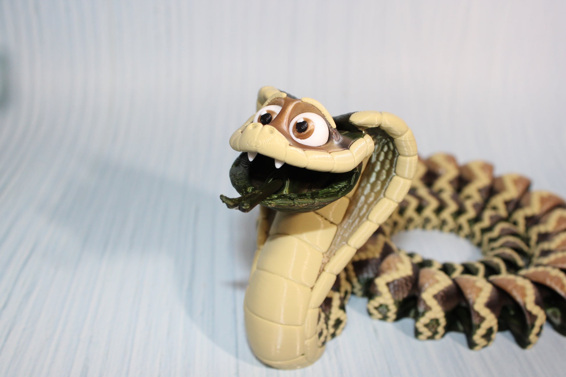3D Printed Articulated 25" Long King Cobra Snake - Wonderland 3D Printing 