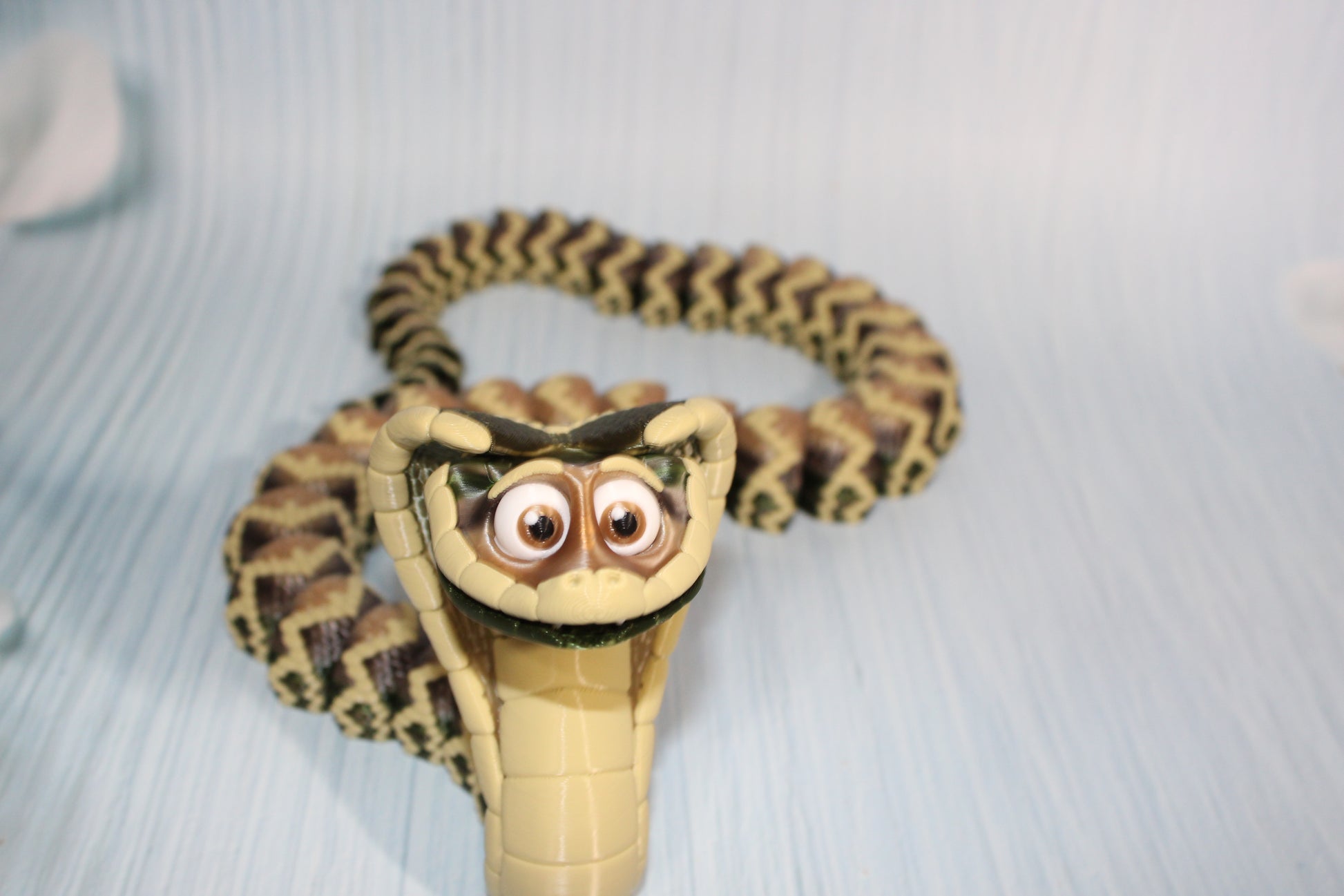 3D Printed Articulated 25" Long King Cobra Snake - Wonderland 3D Printing 