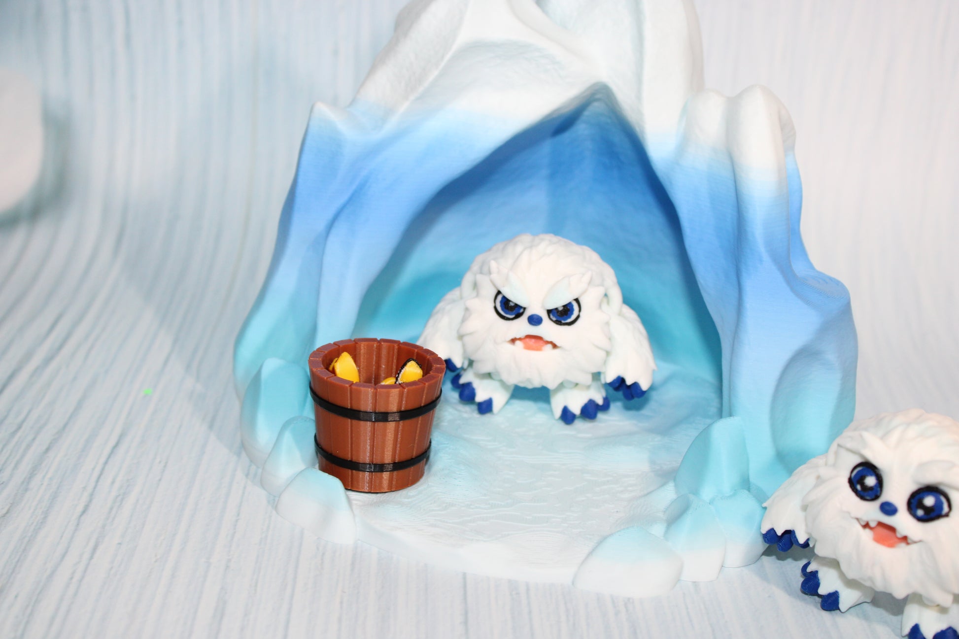 Yeti with Cave Includes 2 Yetis-3D Printed Flexi Fidget Toy - Wonderland 3D Printing 