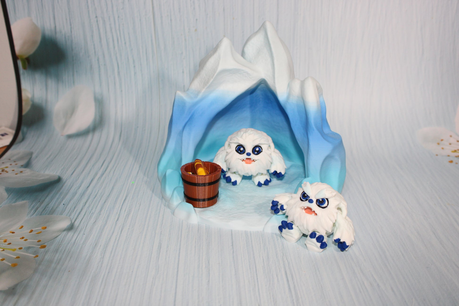Yeti with Cave Includes 2 Yetis-3D Printed Flexi Fidget Toy - Wonderland 3D Printing 