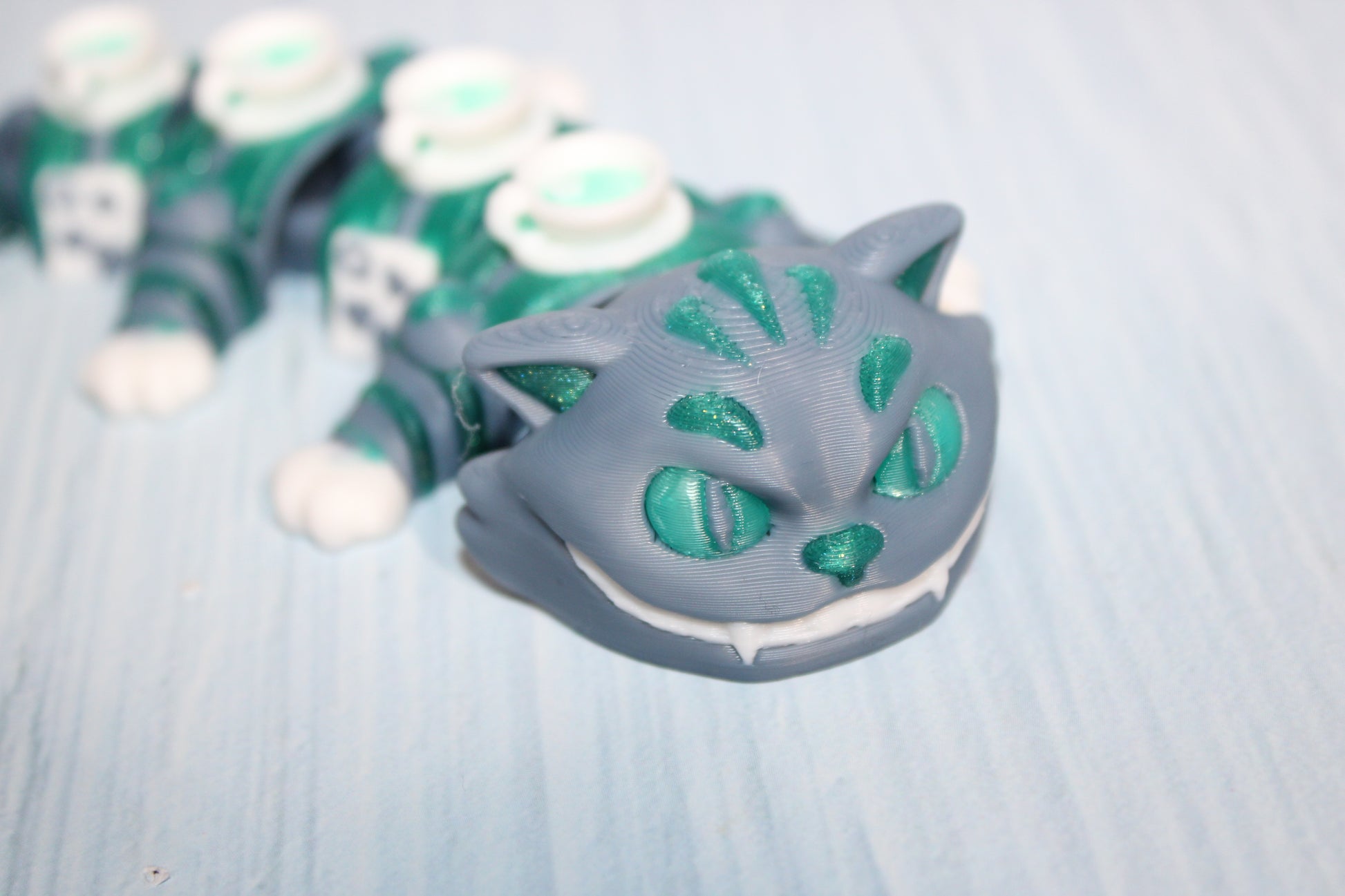 3D Printed Articulated Mad Cat Figurine - Wonderland 3D Printing 