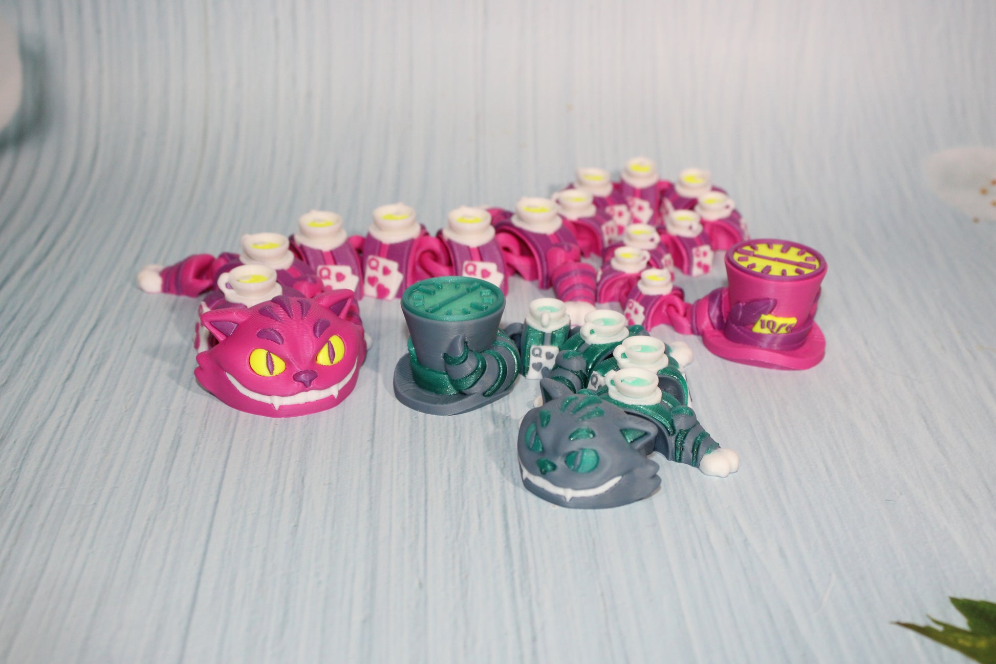 3D Printed Articulated Mad Cat Figurine - Wonderland 3D Printing 