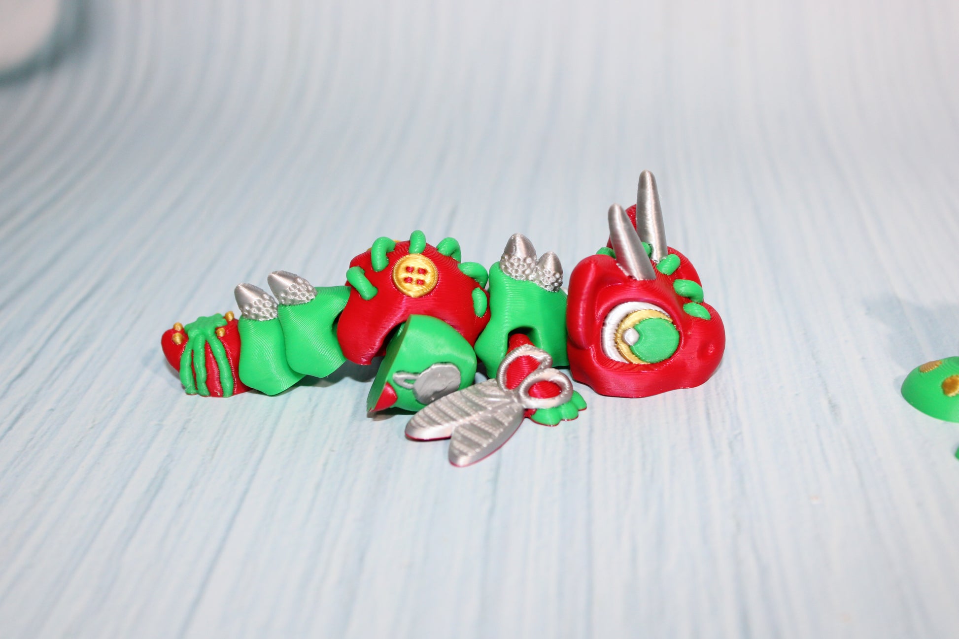 3D Printed Articulated Sewing Turtle and Dragon Fidget Toy- Both Included - Wonderland 3D Printing 