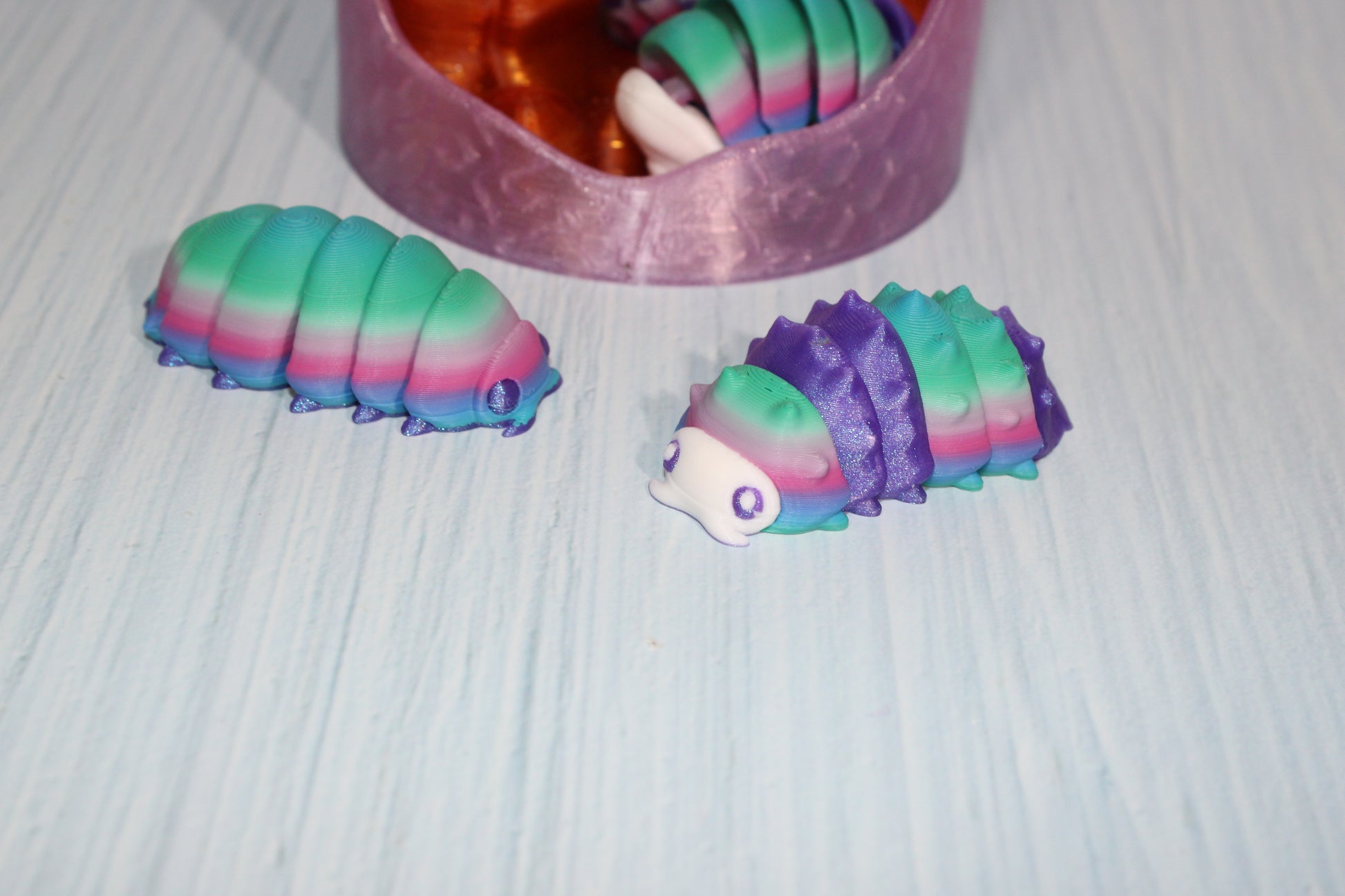 Mini Isopod and Terrarium- 3D Printed- Everything included - Wonderland 3D Printing 