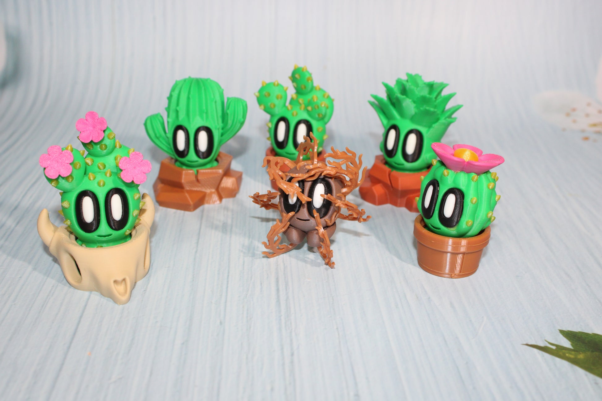 3D Printed Articulated Desert Plant Set - 6 pieces included - Wonderland 3D Printing 