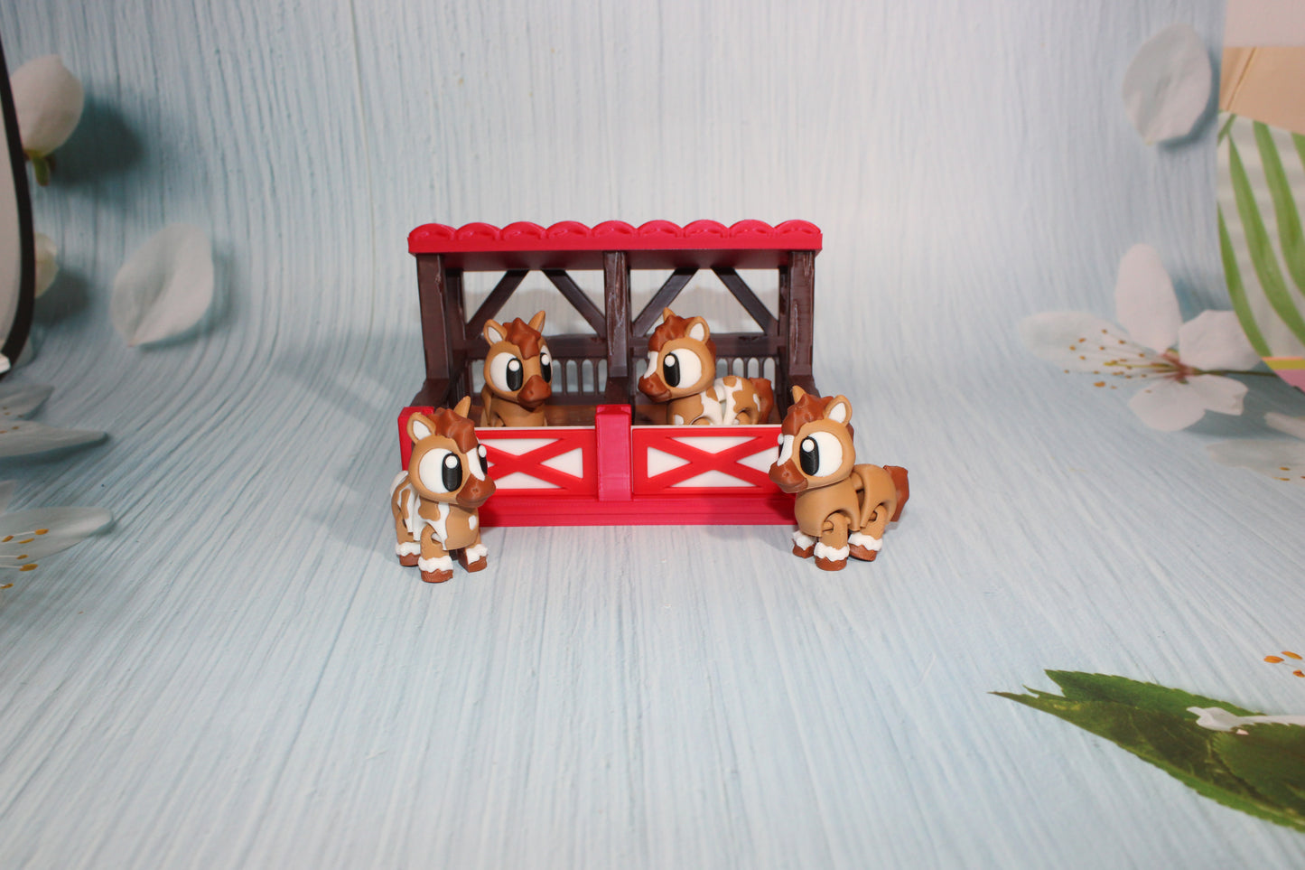 3D Printed Horses and stable: Articulated Fidget Toy- Everything Included-5 piece set - Wonderland 3D Printing 