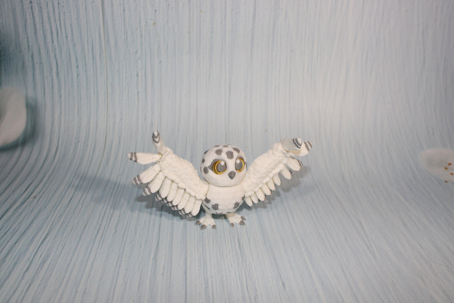 Snow owl or Sparrow 3d printed 2.5" tall - Wonderland 3D Printing 