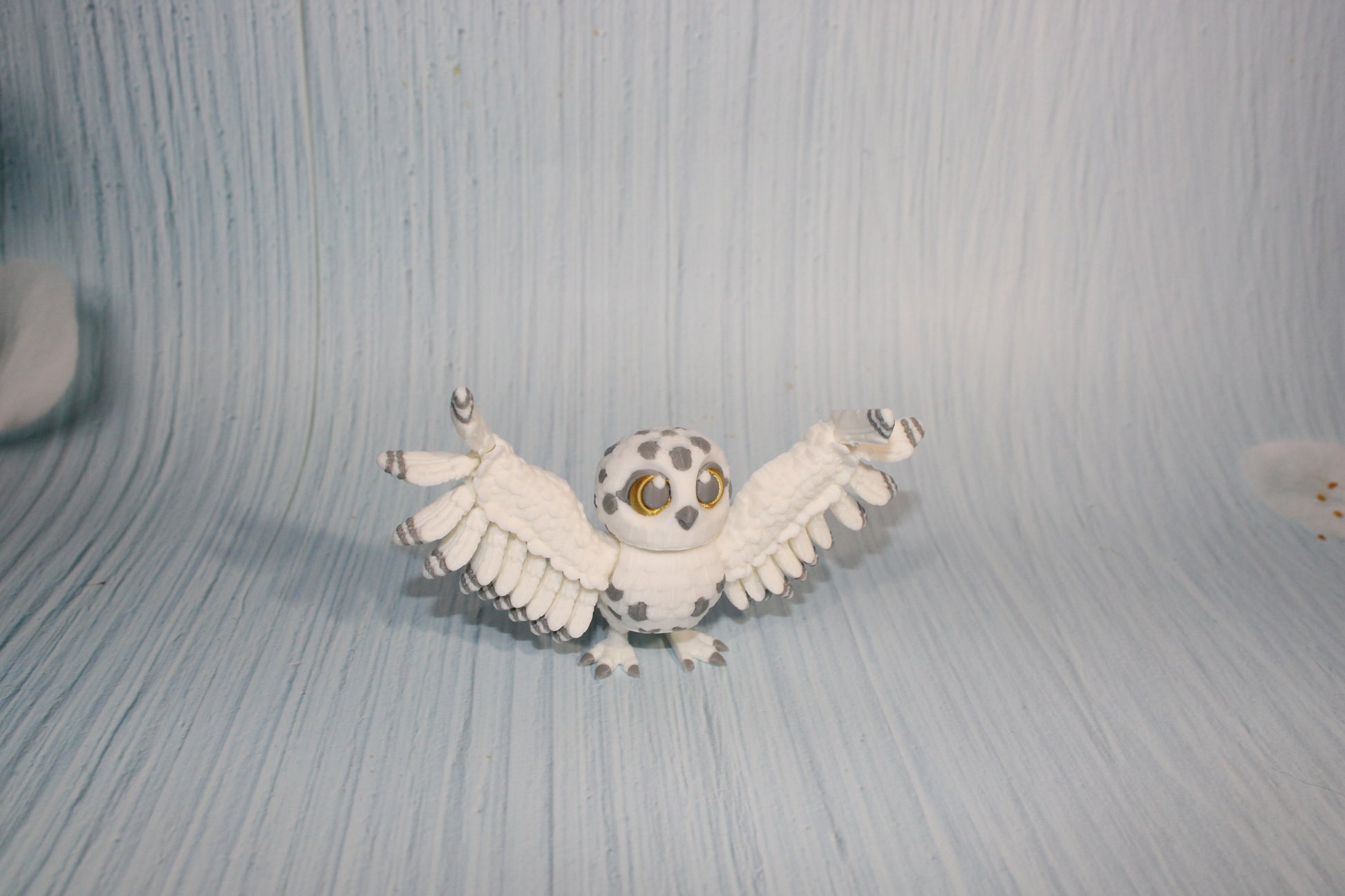 Snow owl or Sparrow 3d printed 2.5" tall - Wonderland 3D Printing 