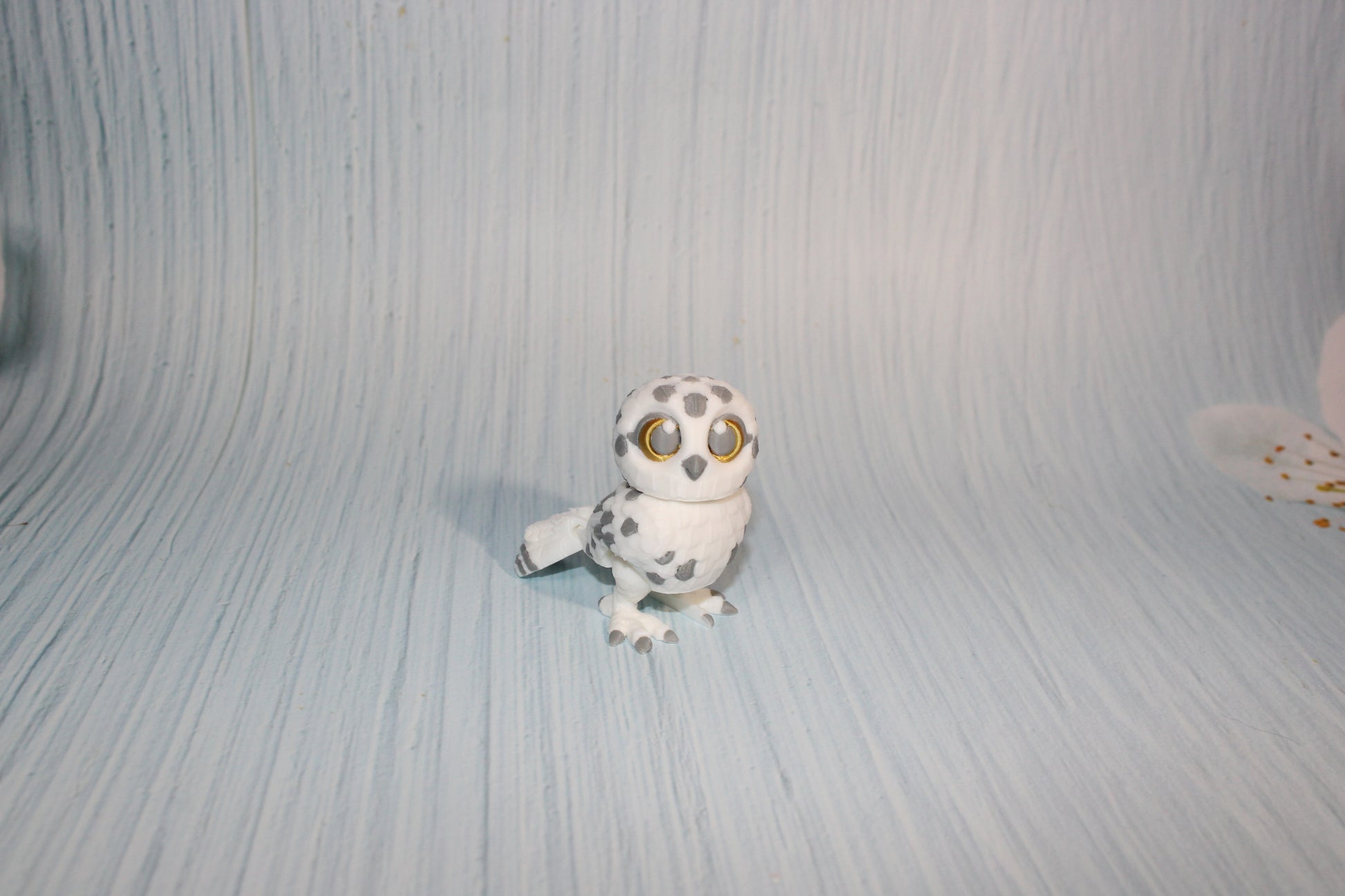 Snow owl or Sparrow 3d printed 2.5" tall - Wonderland 3D Printing 