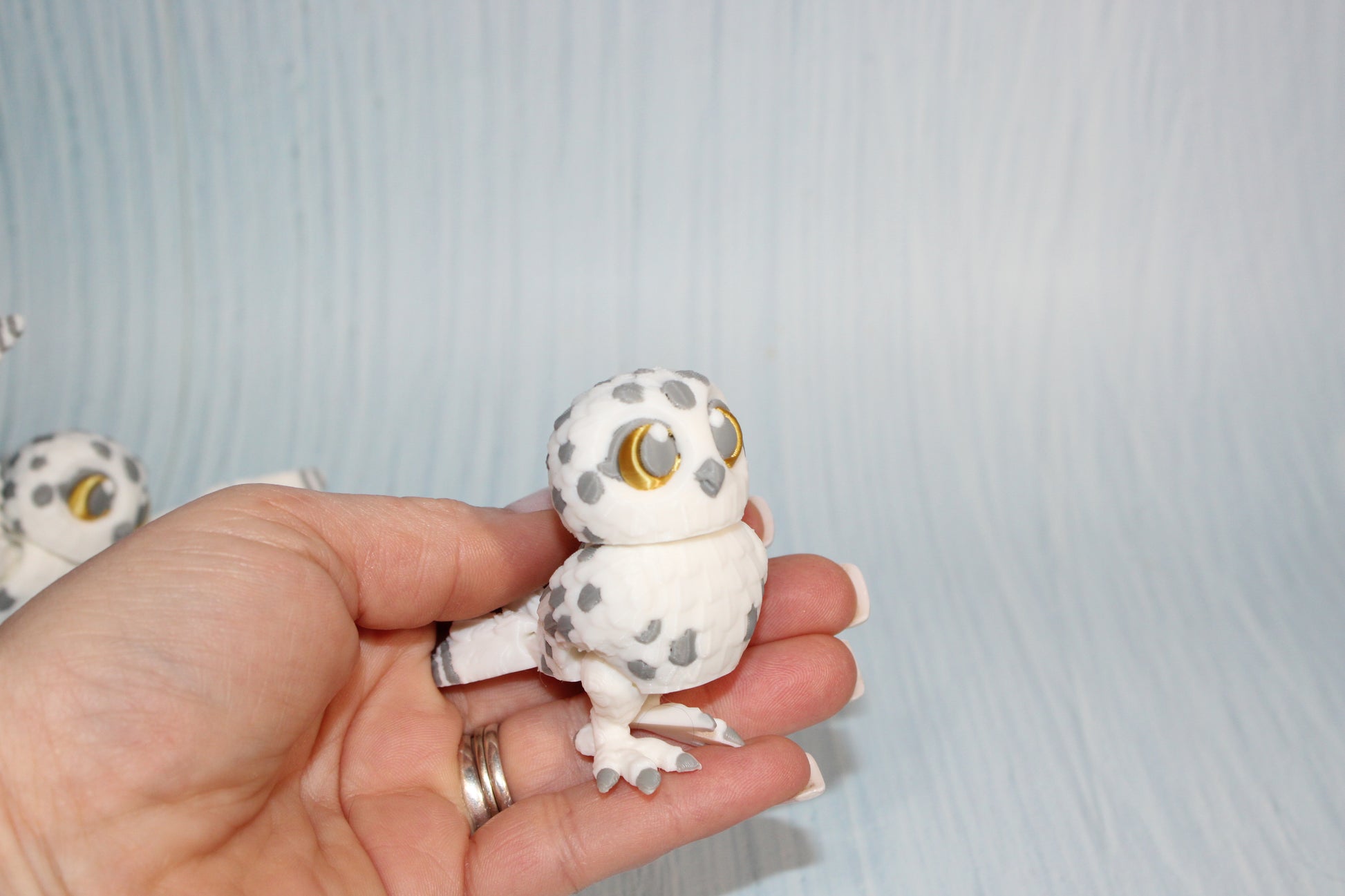 Snow owl or Sparrow 3d printed 2.5" tall - Wonderland 3D Printing 