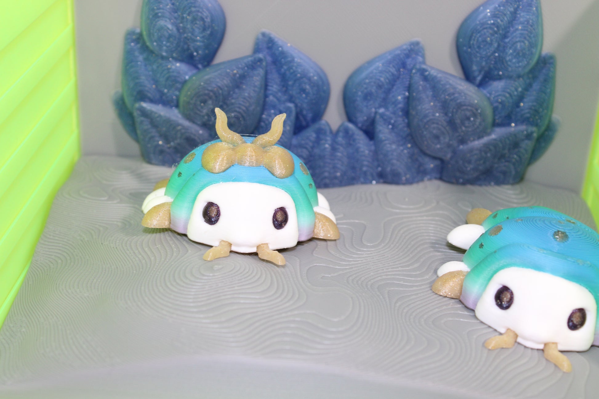 Isopod Play set- Everything Included- Comes with 2 Isopods-3d printed - Wonderland 3D Printing 