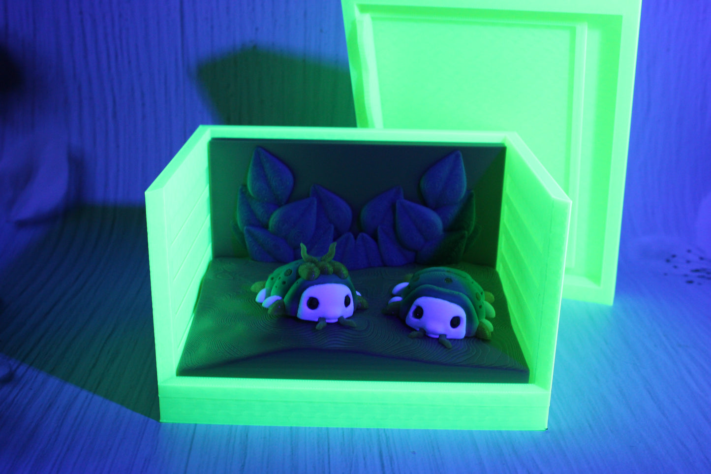 Isopod Play set- Everything Included- Comes with 2 Isopods-3d printed - Wonderland 3D Printing 