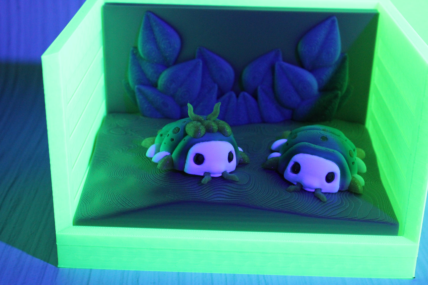 Isopod Play set- Everything Included- Comes with 2 Isopods-3d printed - Wonderland 3D Printing 